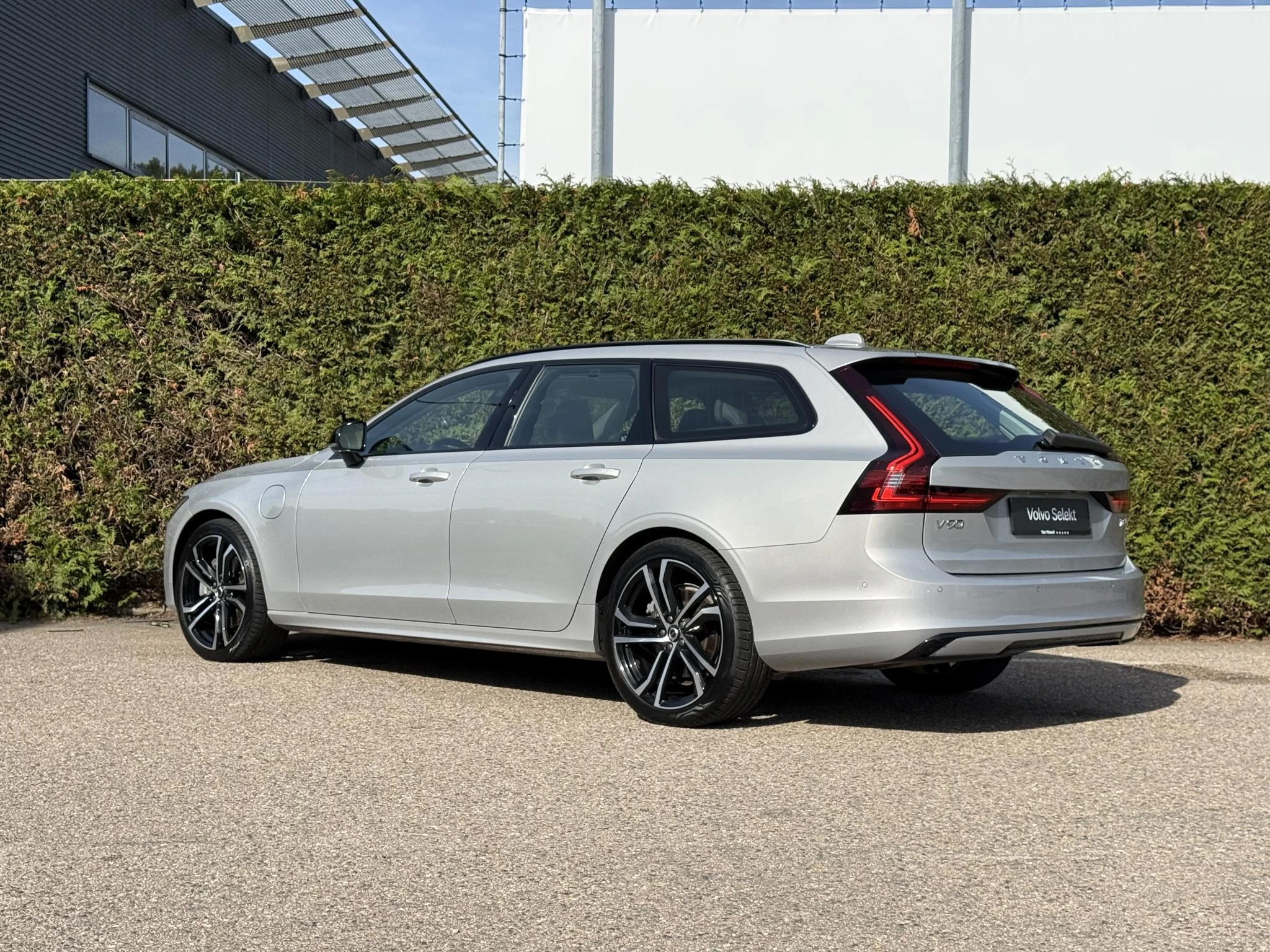 Volvo-V90-image-6