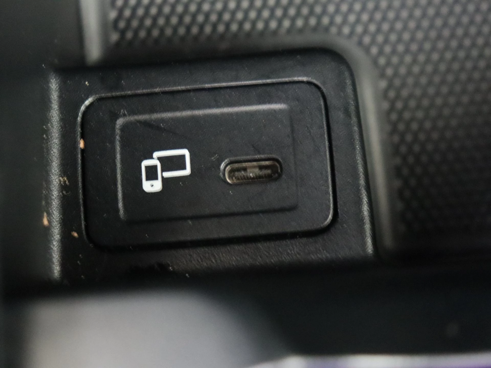 Mercedes-Benz-A-Klasse-image-30