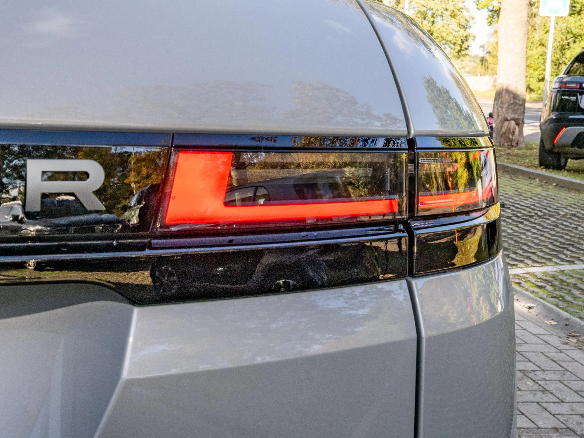 Land Rover-Range Rover Evoque-image-20