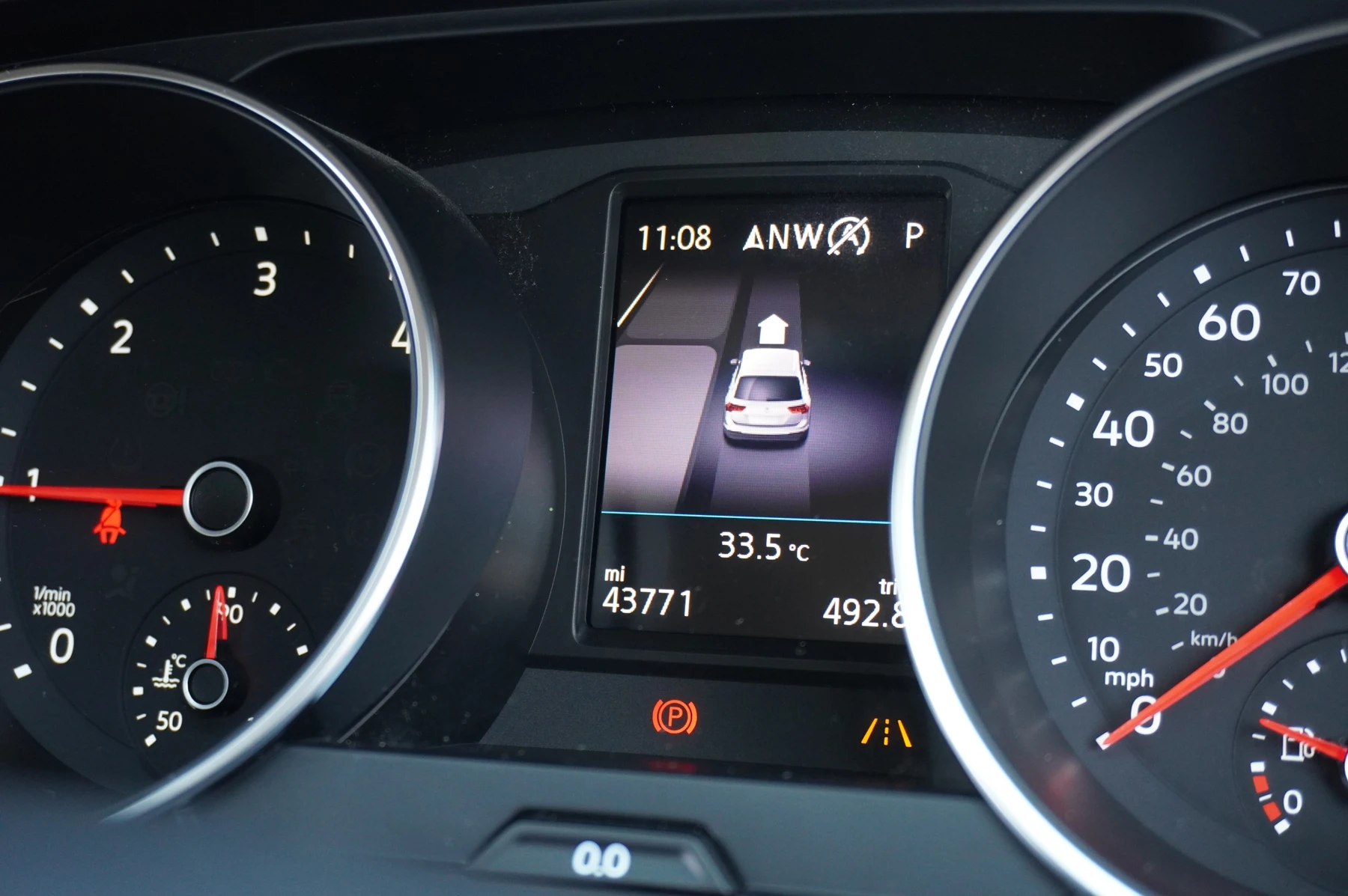 Volkswagen-Tiguan Allspace-image-14