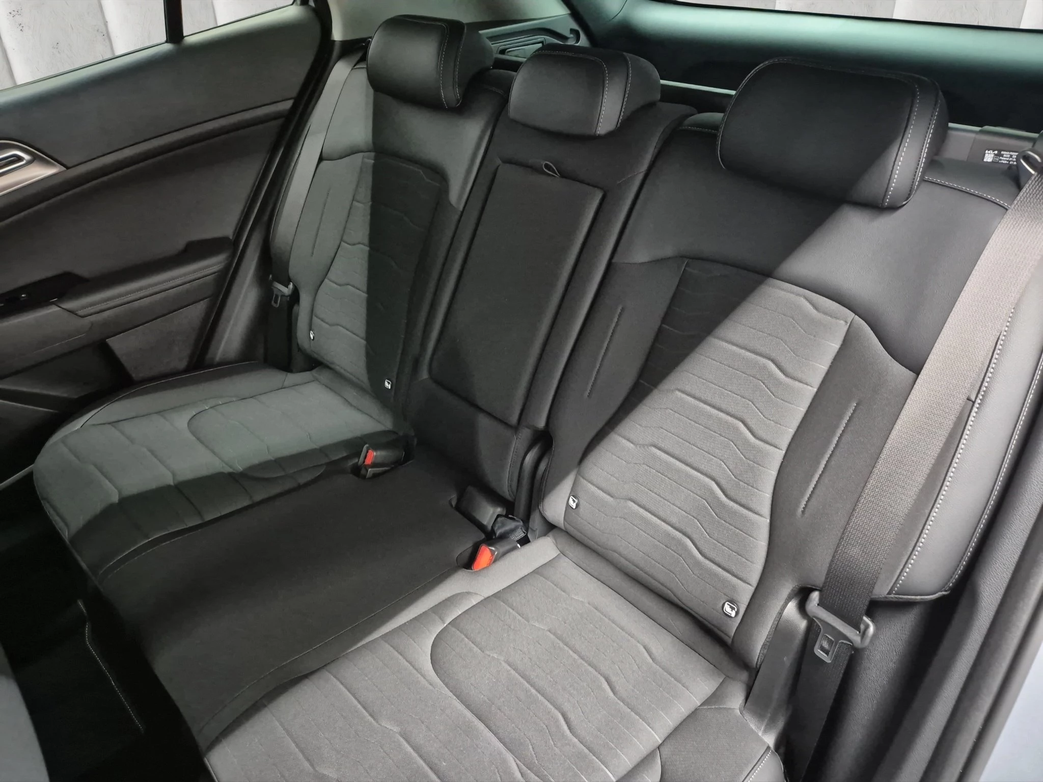 Kia Sportage AWD Spirit HEV LEDER ACC SHZ 360-GRAD Harman/Kardon