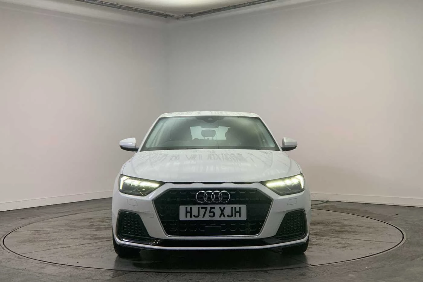 Audi-A1 Sportback-image-6