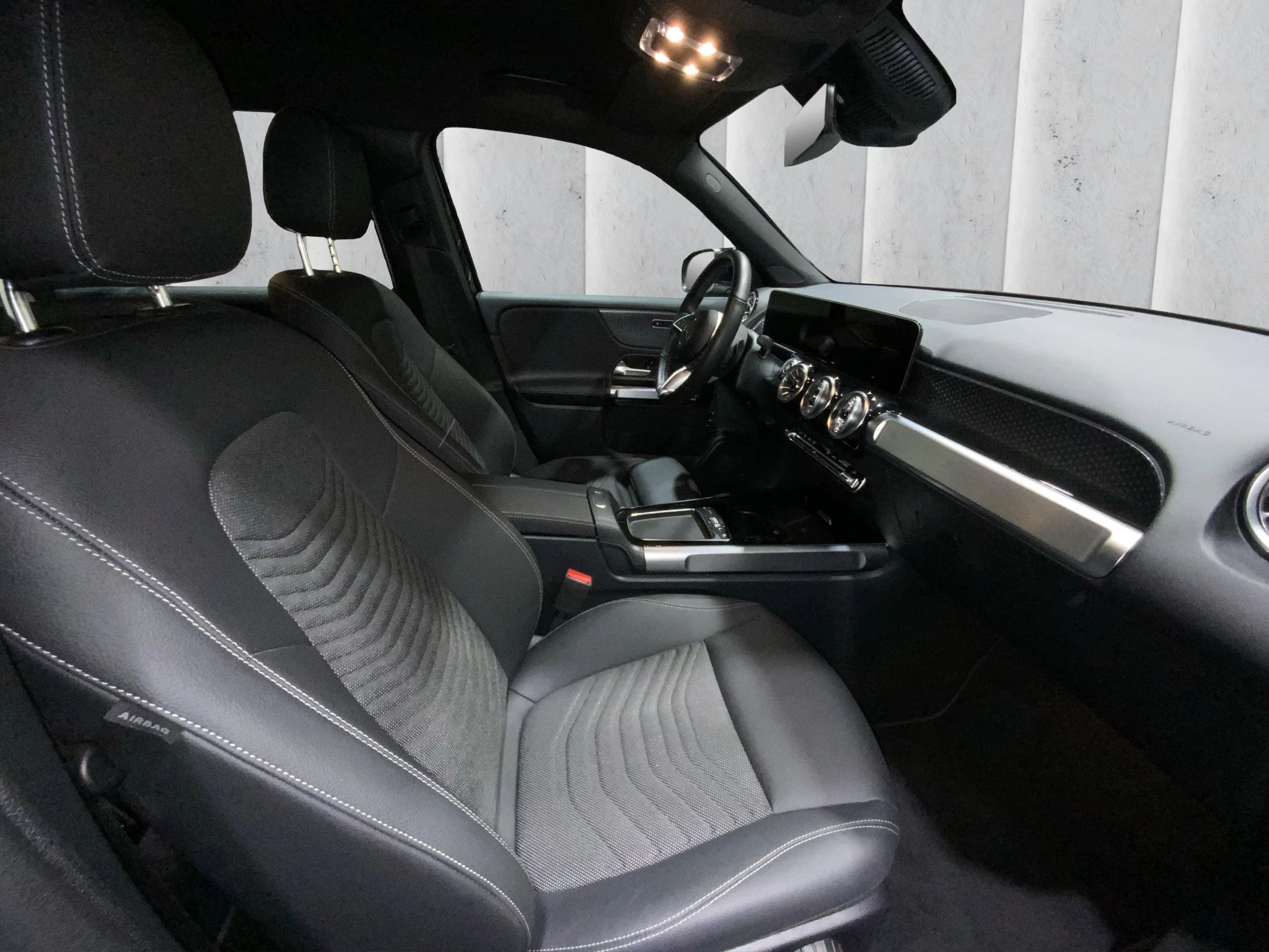 Mercedes-Benz GLB 200 Progressive | ACC