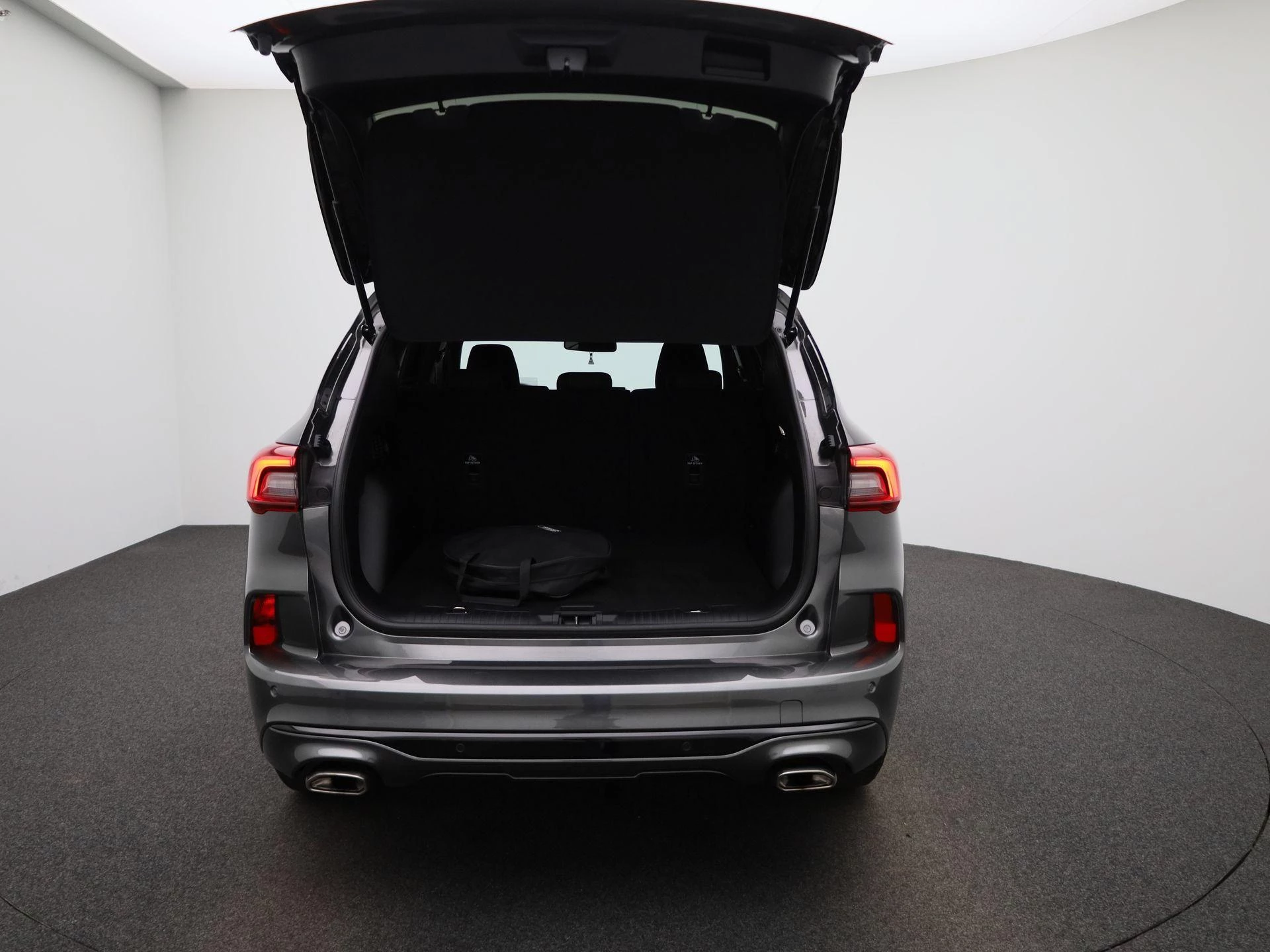 Ford-Kuga-image-10