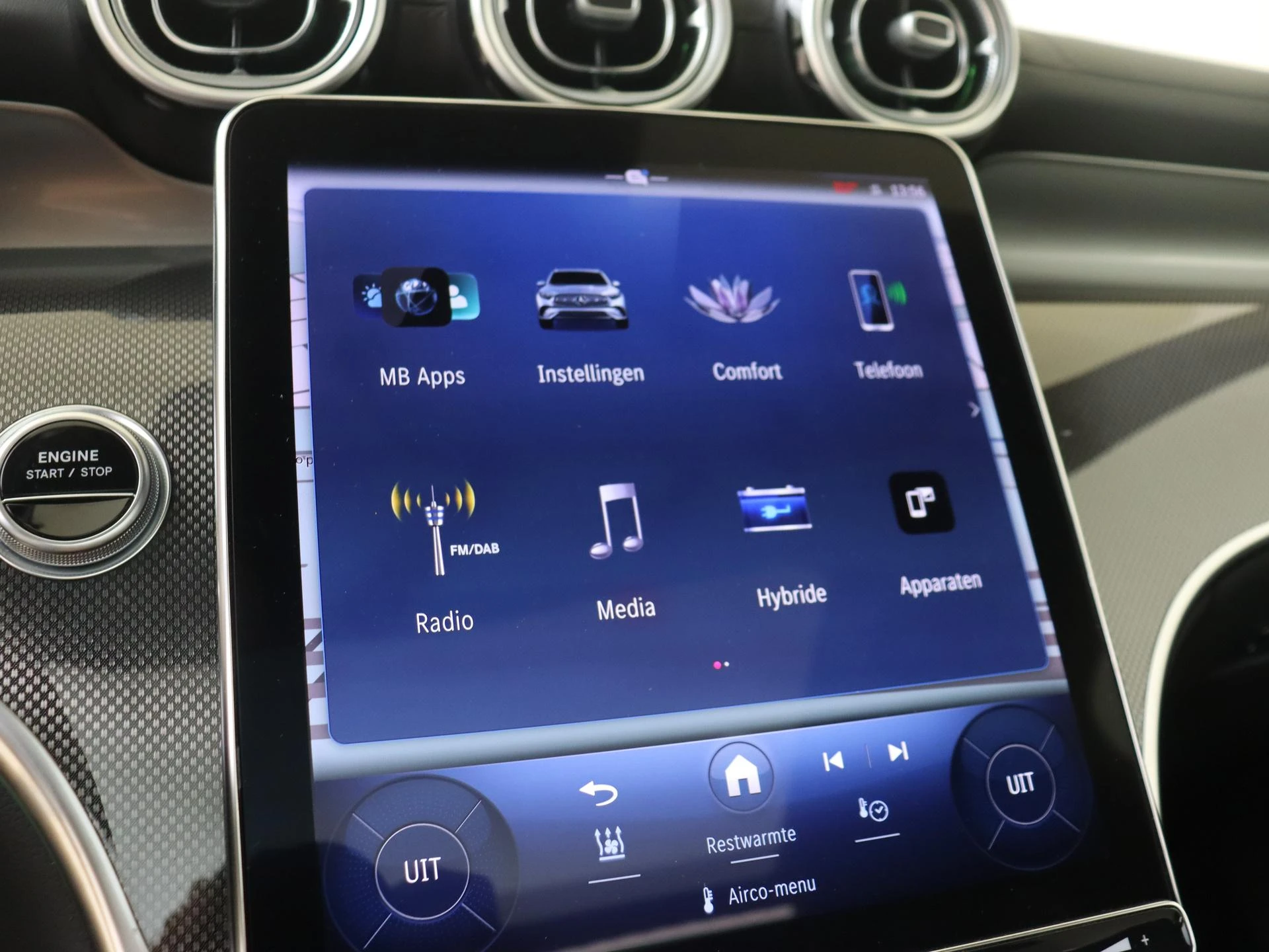 Mercedes-Benz-GLC-image-16