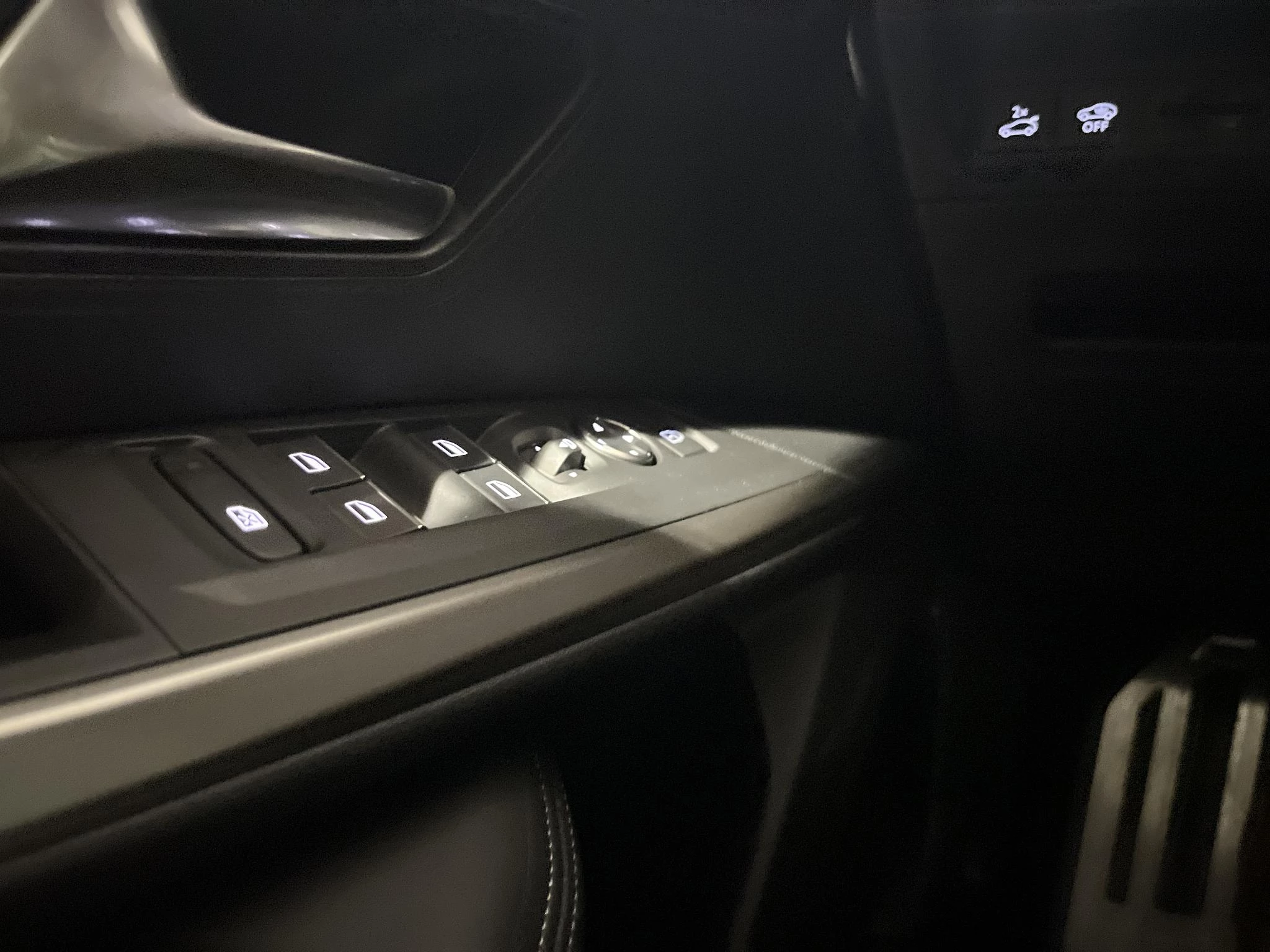 Peugeot-e-3008-image-21