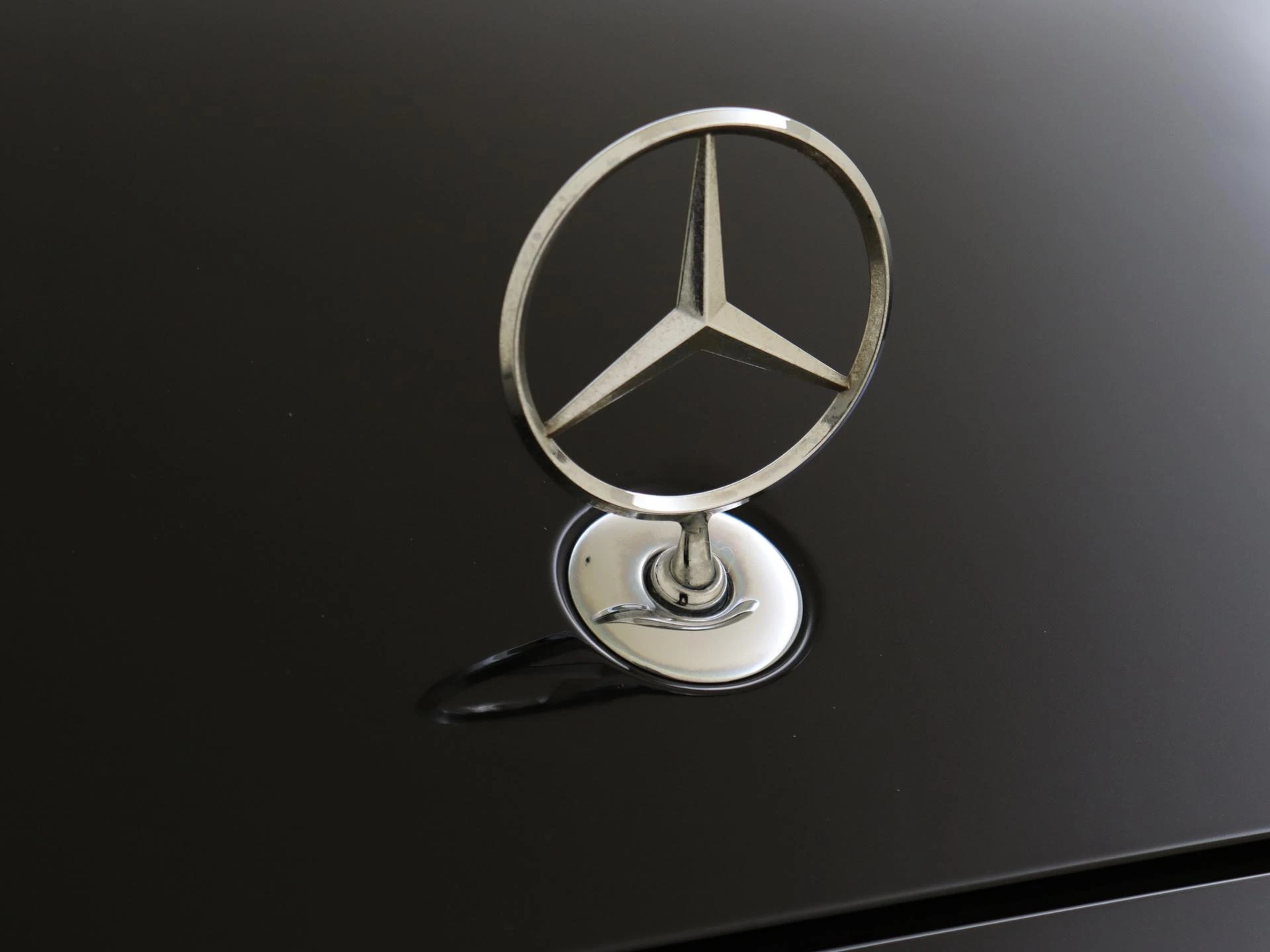 Mercedes-Benz-S-Klasse-image-28