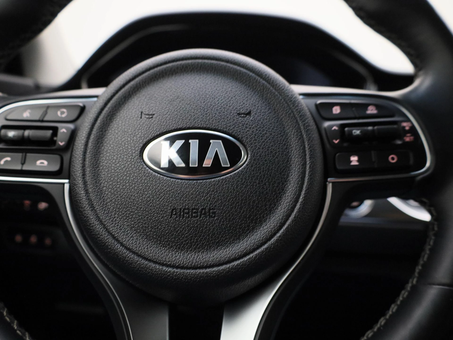 Kia-Niro-image-31