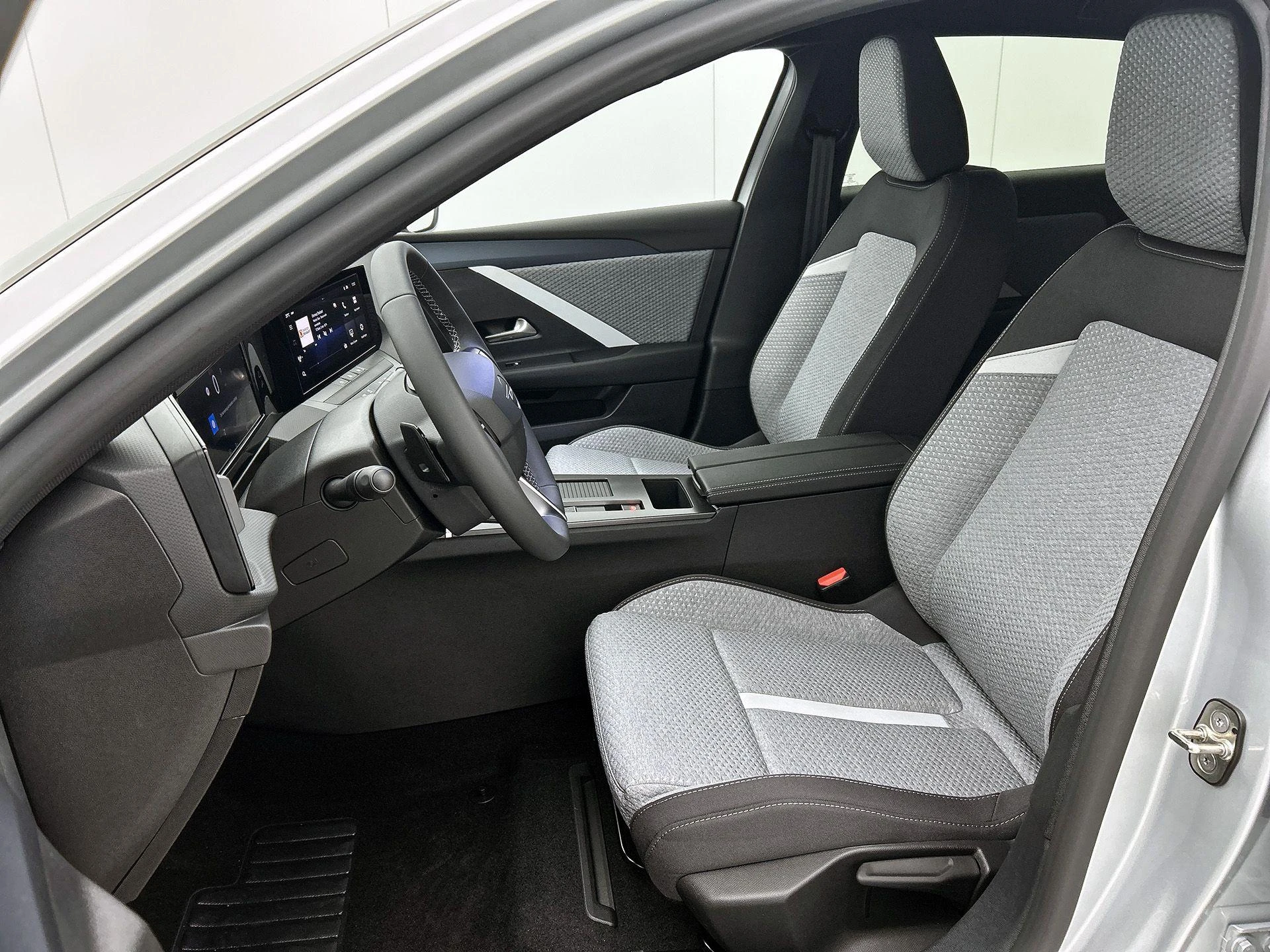 Opel-Astra-image-35