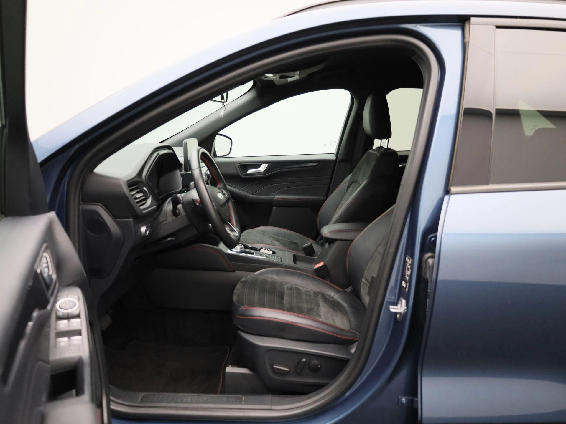 Ford-Kuga-image-8