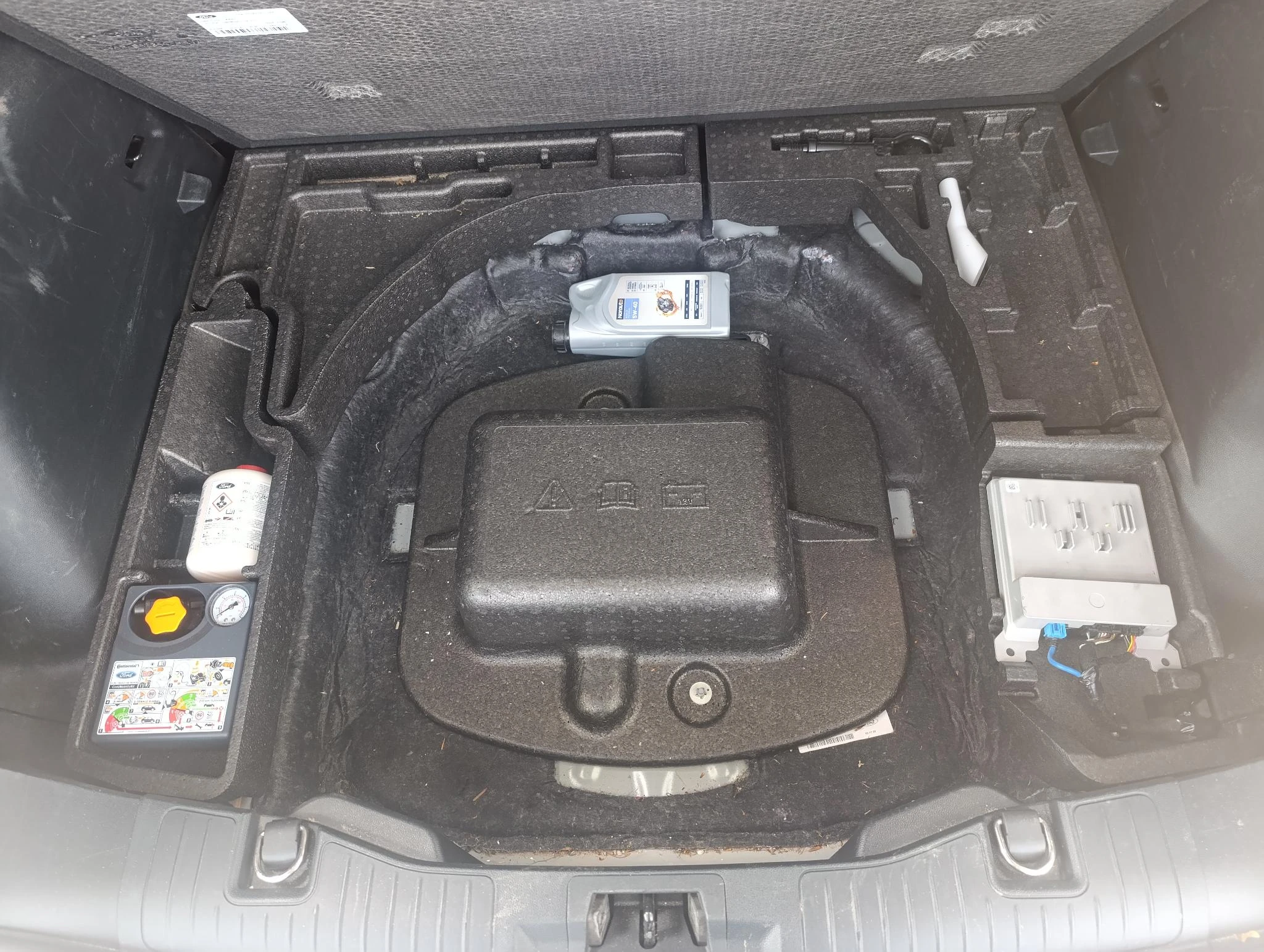 Ford Kuga 2.5 PHEV ST-Line X