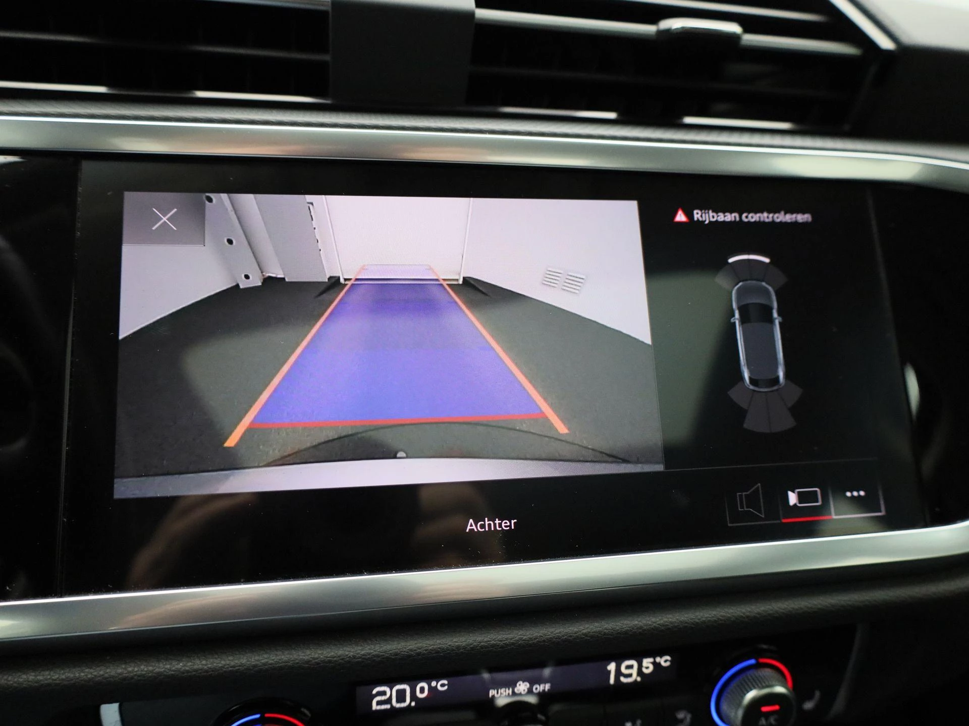 Audi-Q3-image-32