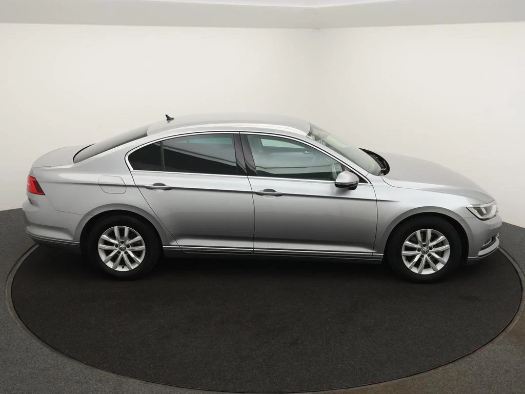 Volkswagen Passat Passat Comfortline 1.5TSI *AUTOMAAT*VIRTUAL COCKPIT*TREKHAAK*NAVI*PDC*ACC*...9