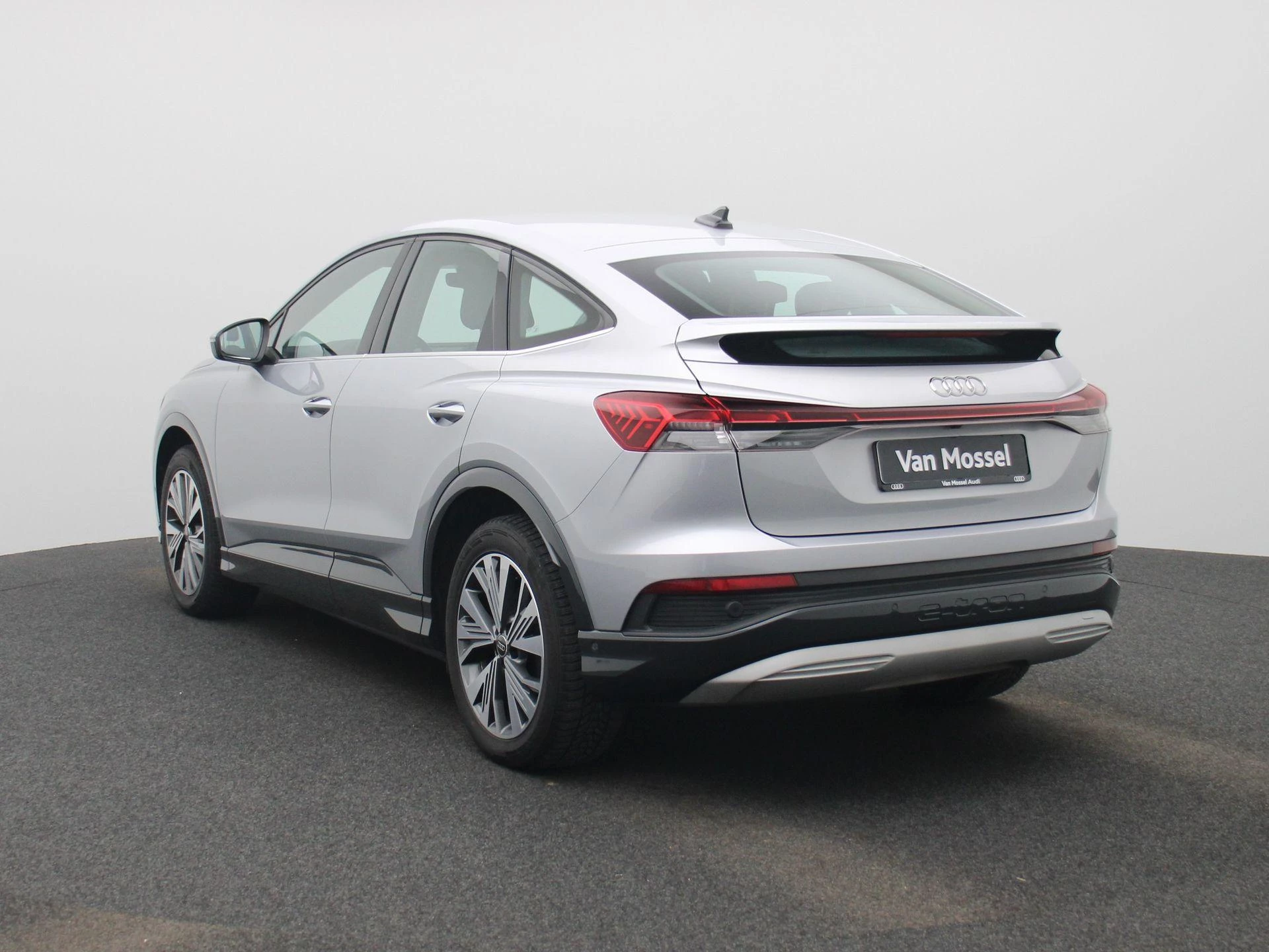 Audi-Q4 Sportback e-tron-image-1
