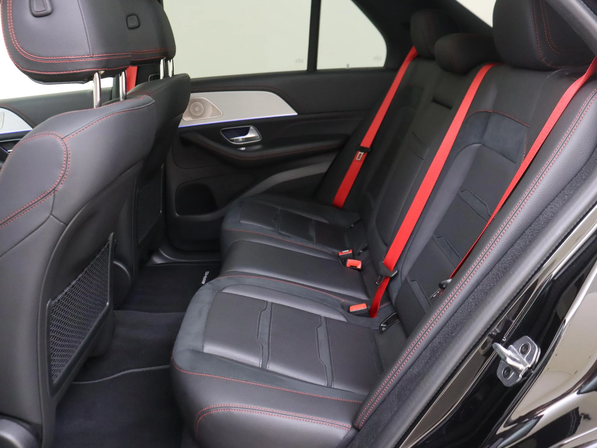 Mercedes-Benz-GLE-image-15