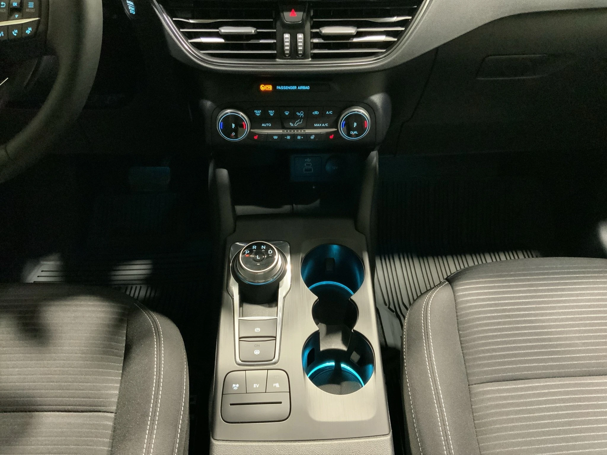 Ford-Kuga-image-13