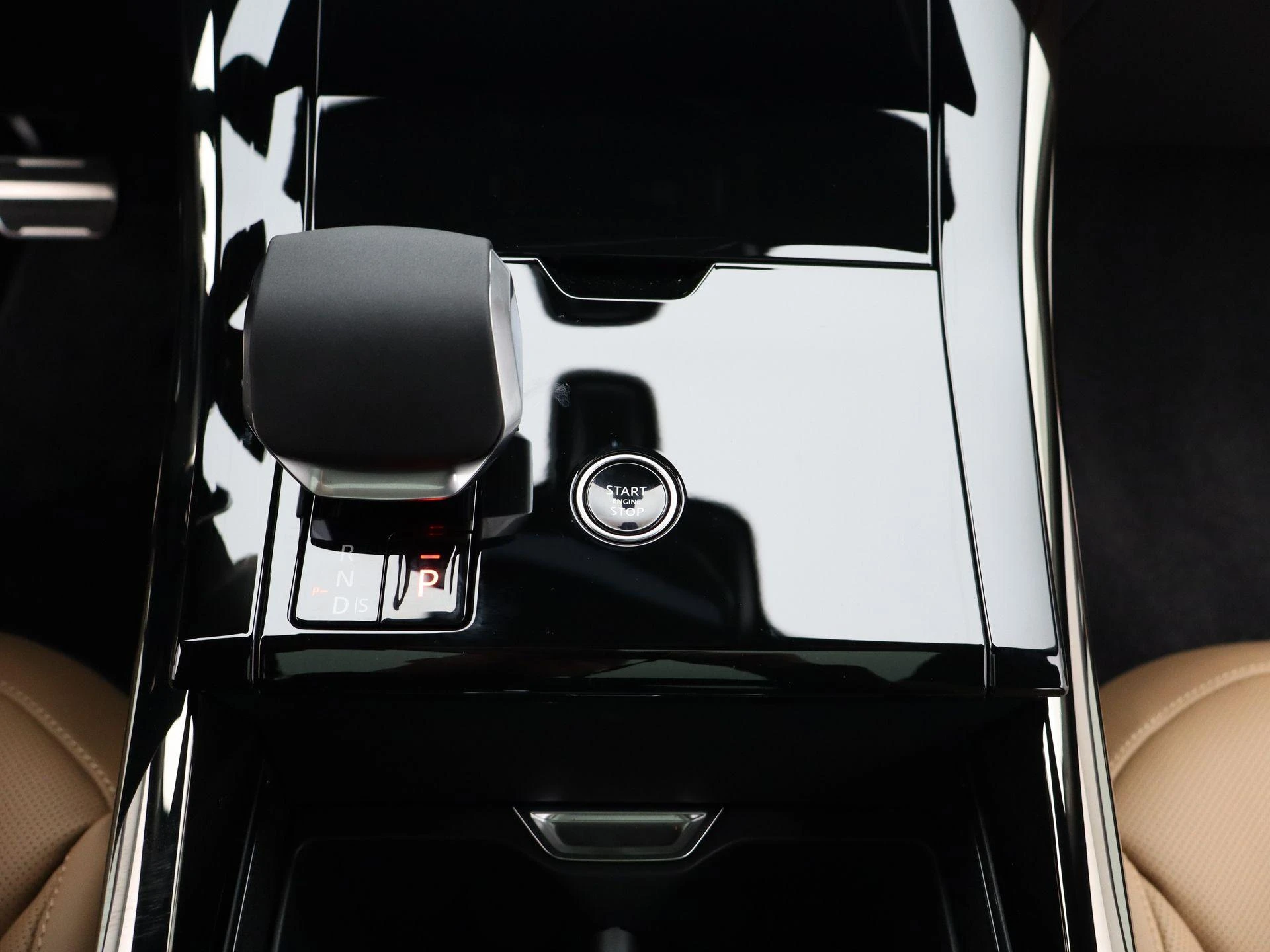 Land Rover-Range Rover Sport-image-9