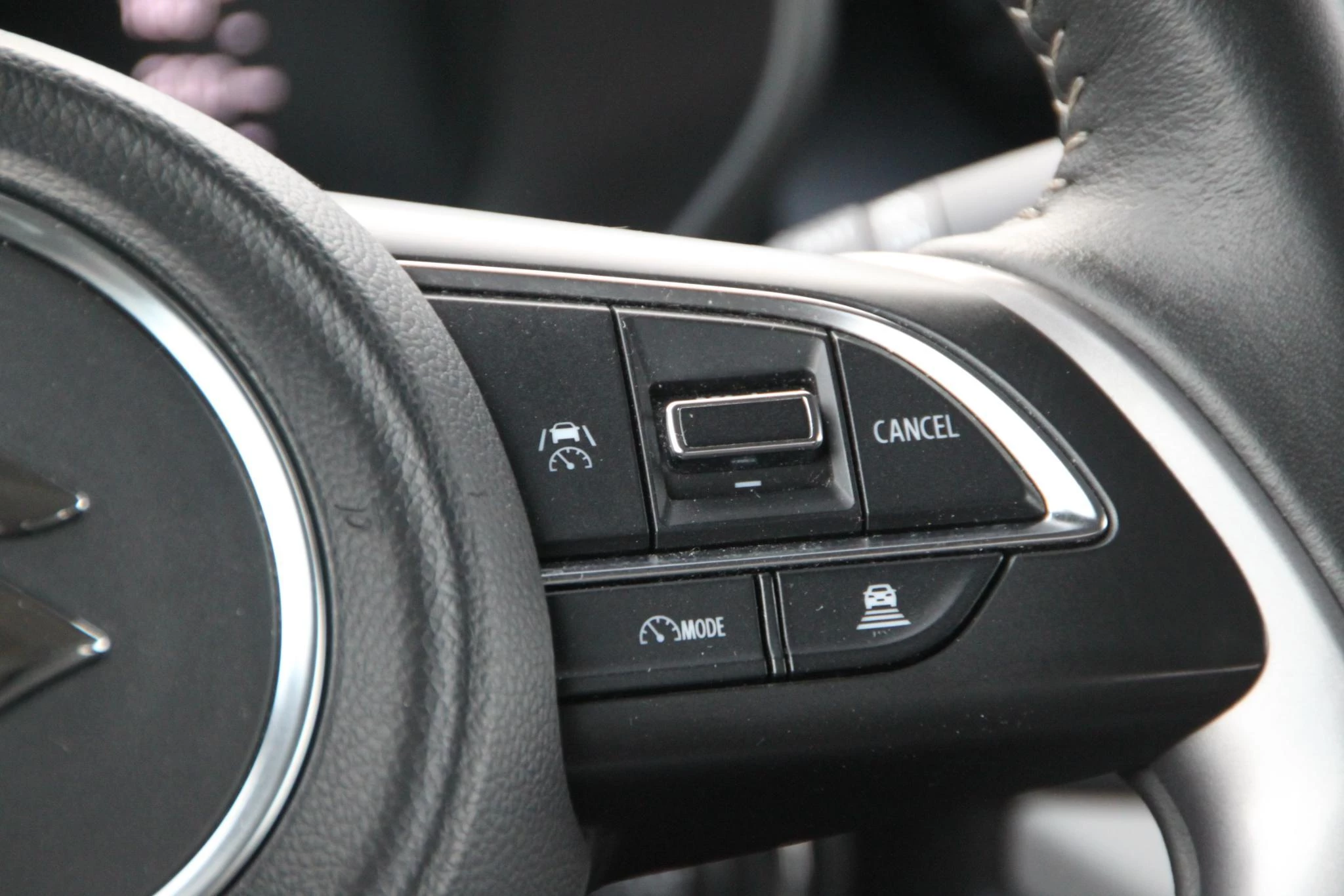 Suzuki Swift 1.2 Grand Luxe + CVT