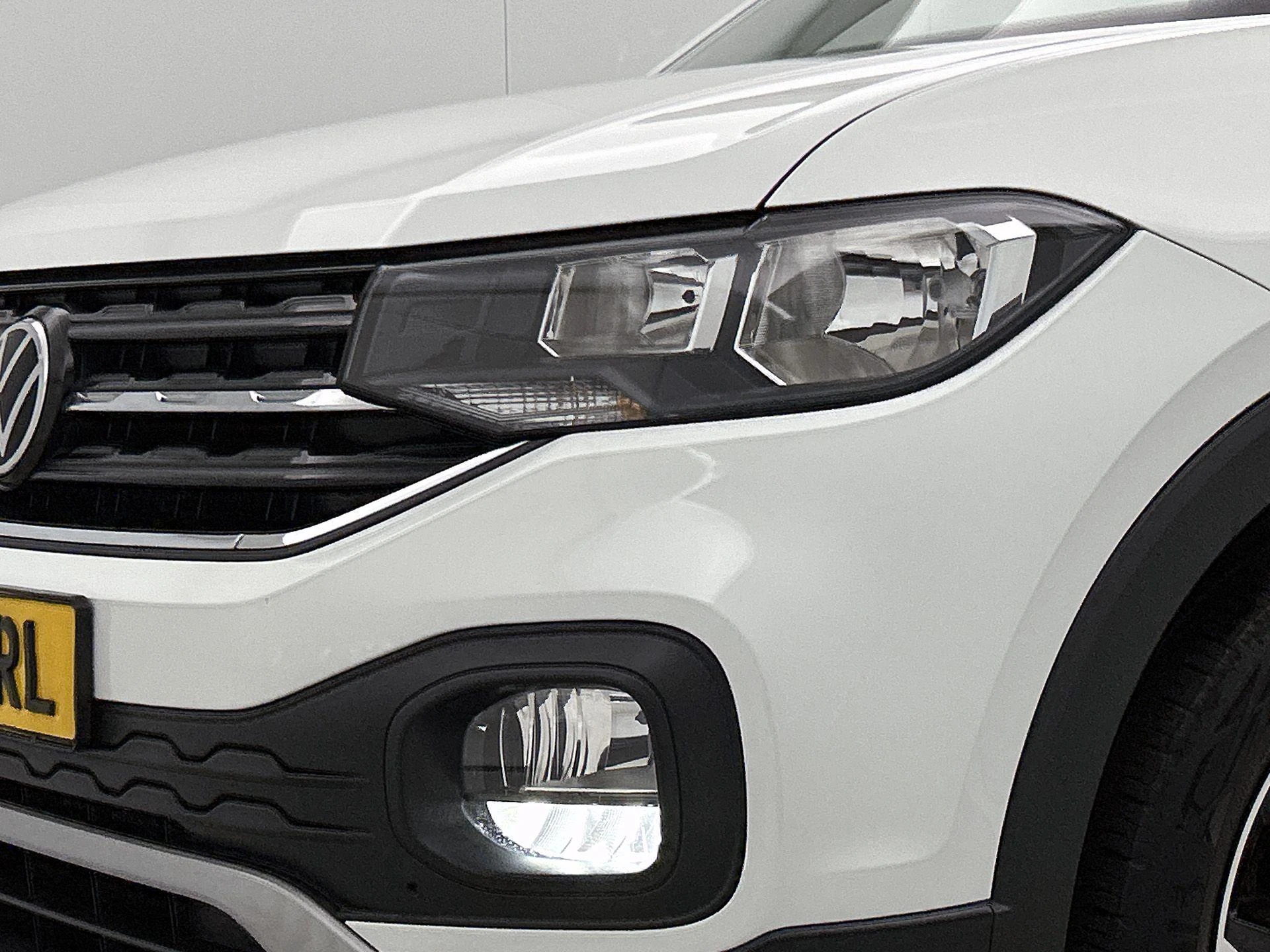 Volkswagen-T-Cross-image-14