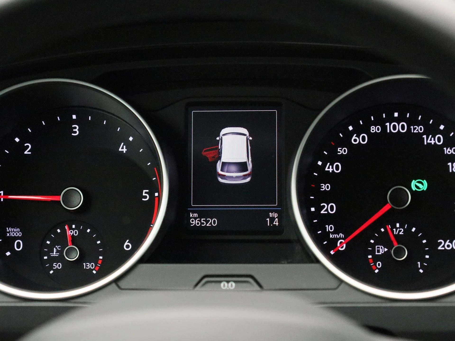 Volkswagen-Tiguan-image-7