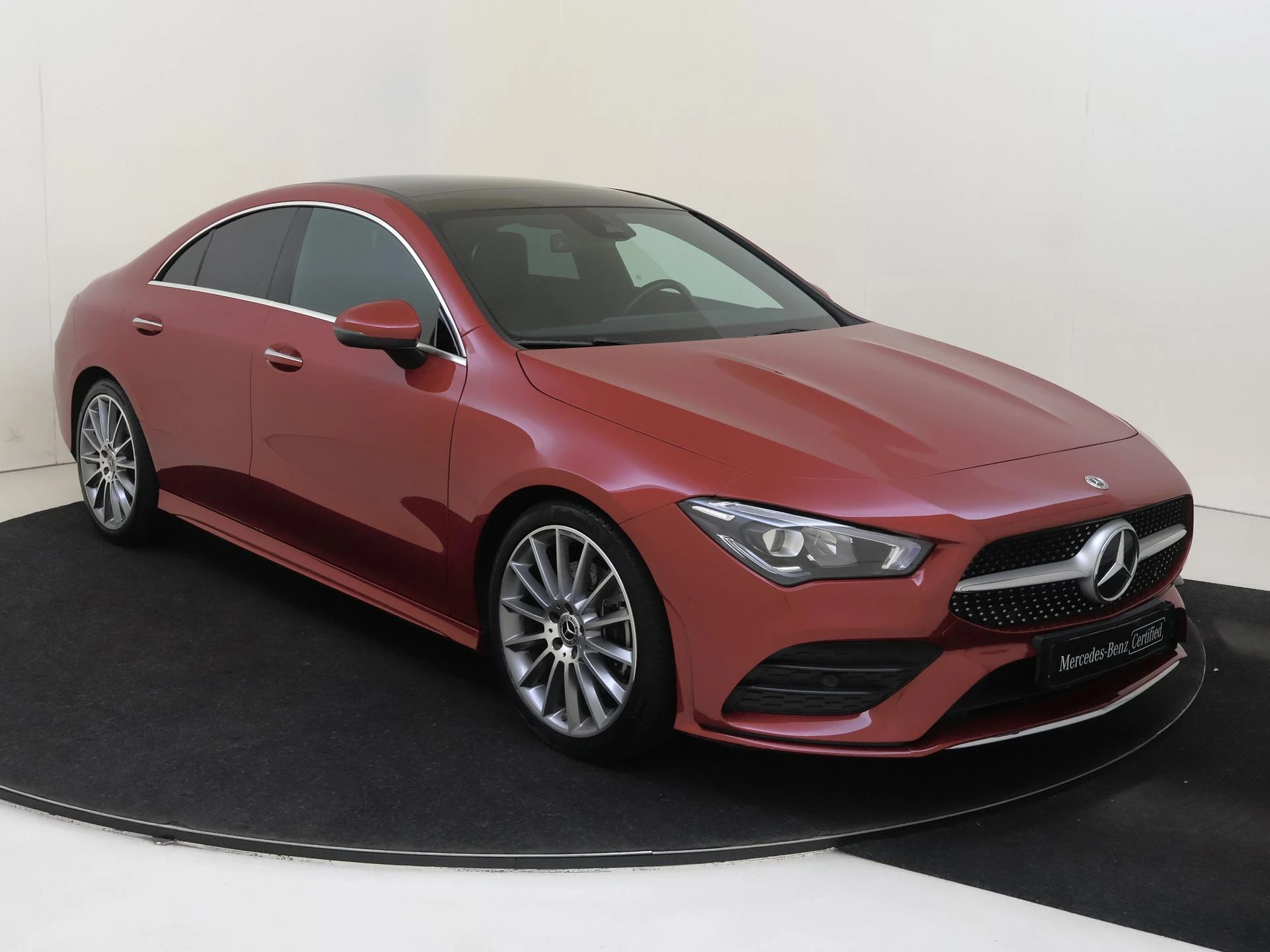 Mercedes-Benz-CLA-image-1