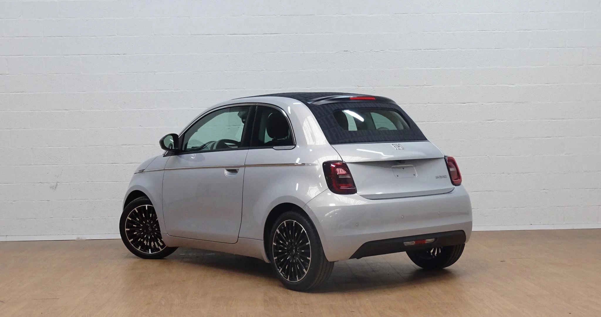 Fiat 500C 1.0 Hybrid LA PRIMA cabrio
