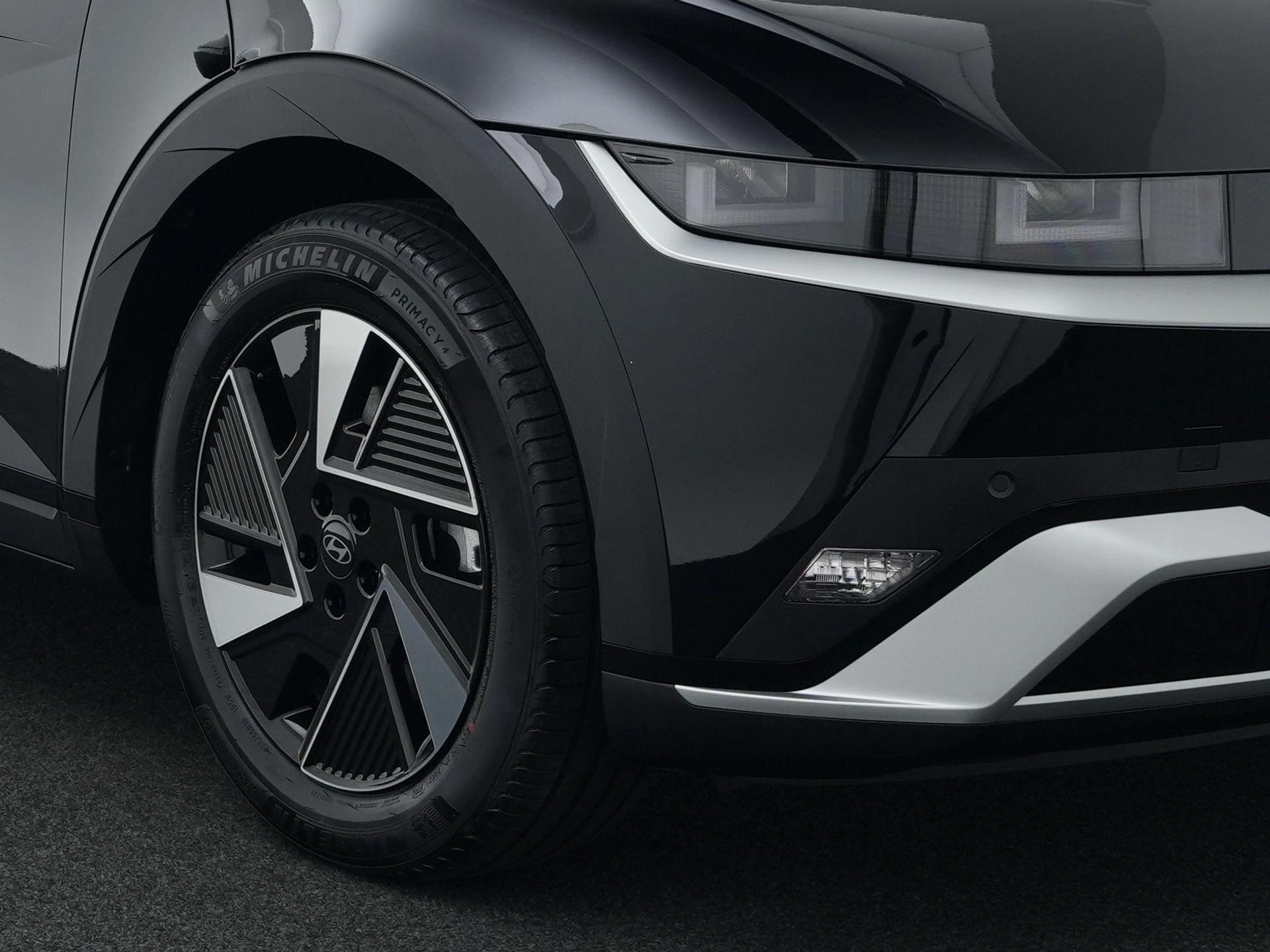 Hyundai-IONIQ 5-image-10