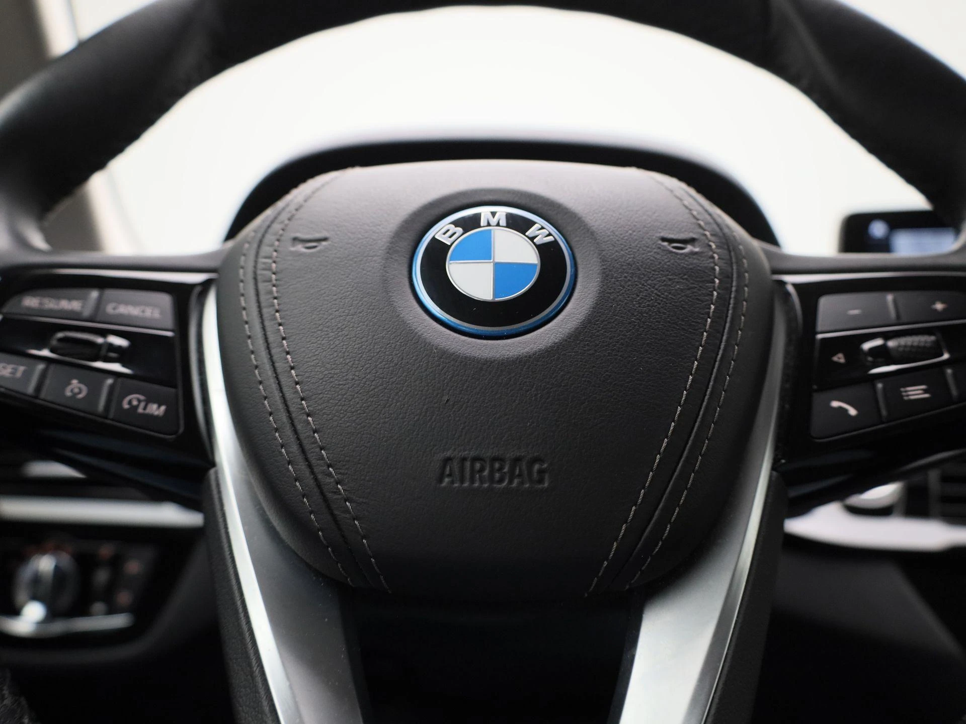 BMW-5 Reeks-image-32