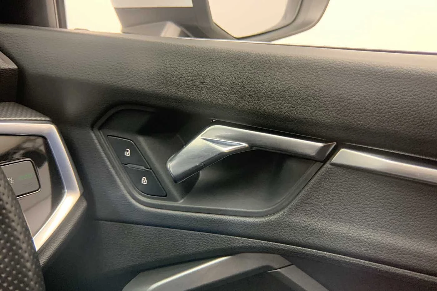 Audi-Q3-image-27