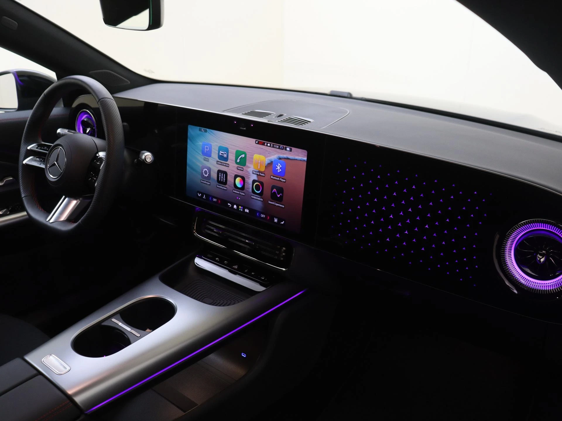 Mercedes-Benz-CLA-image-4