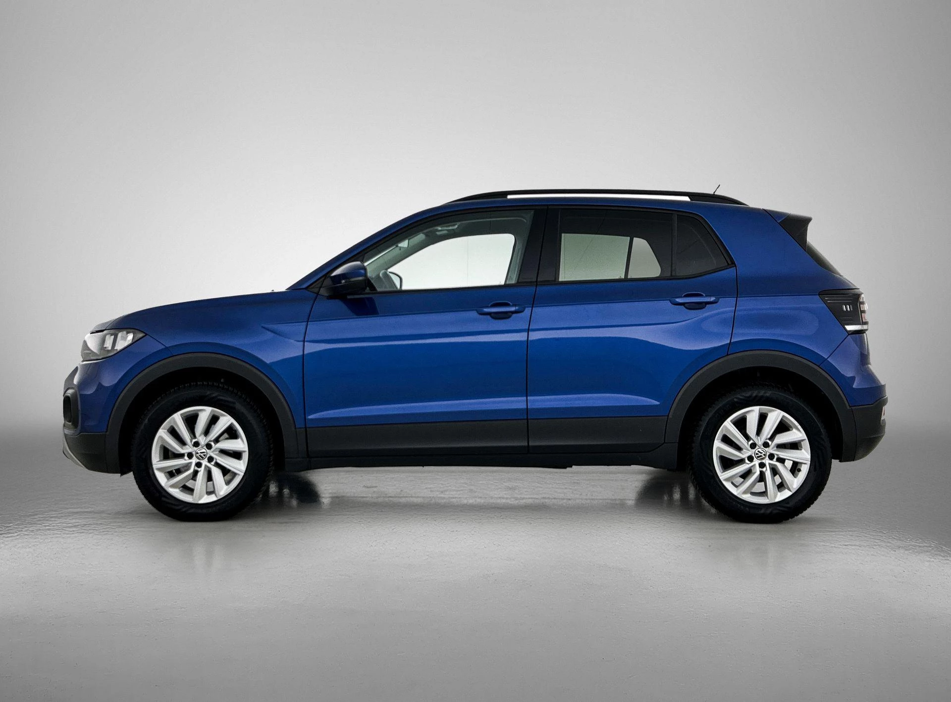 Volkswagen-T-Cross-image-1