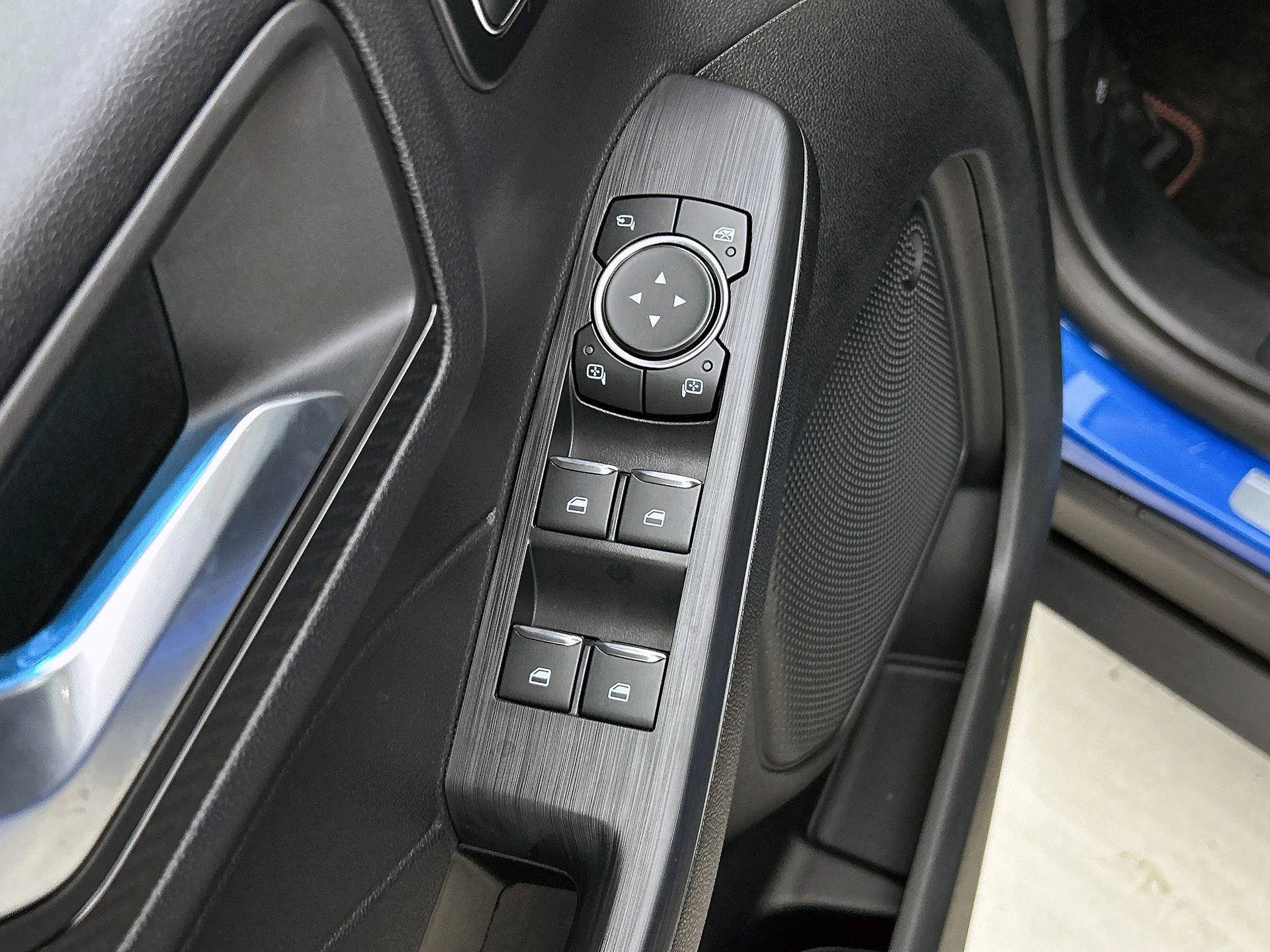Ford-Kuga-image-30