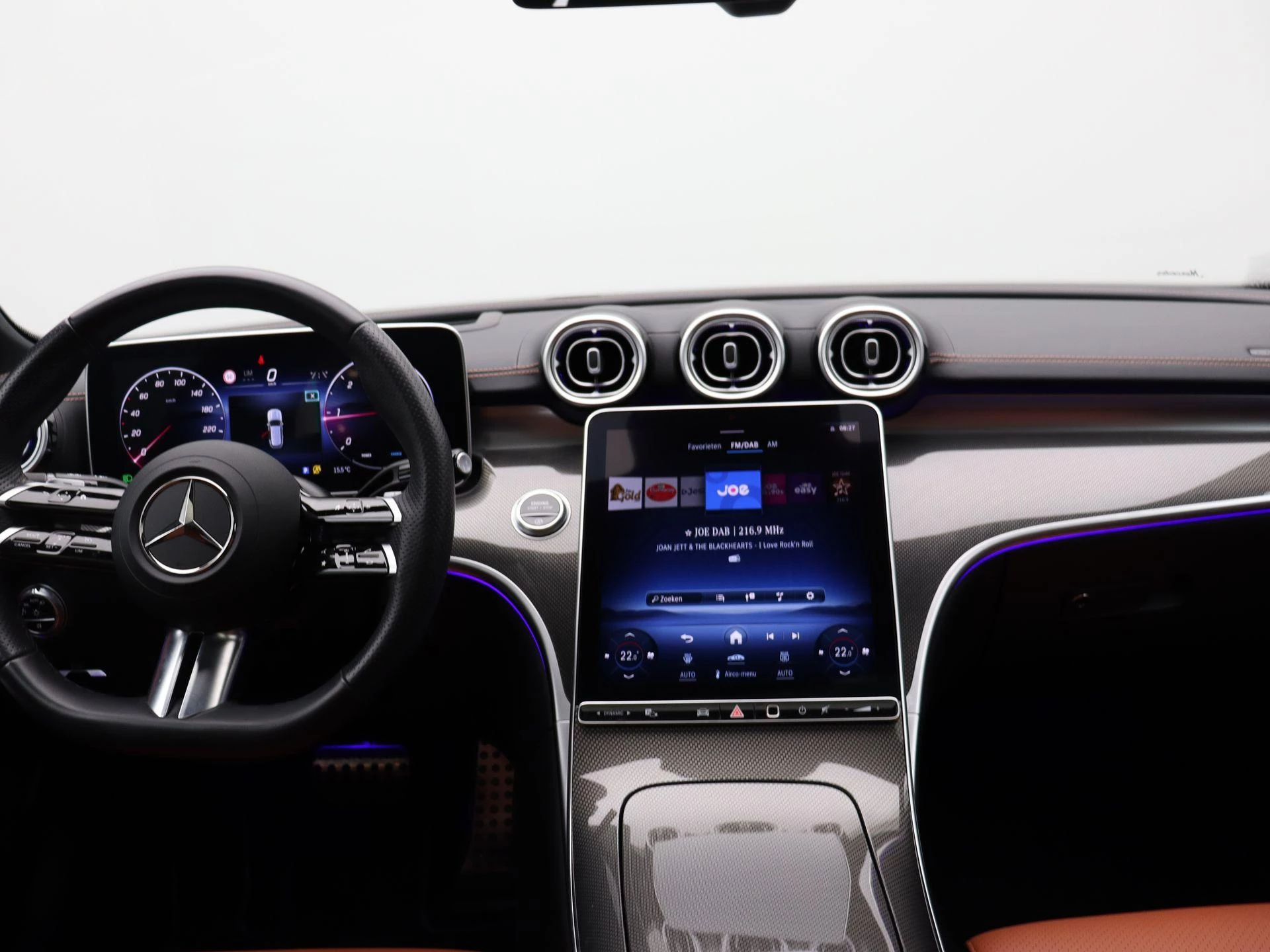 Mercedes-Benz C-Klasse 200 d AMG Line Estate + LEDER TWO TONE + PANO DAK + DIGITAL LIGHT +
