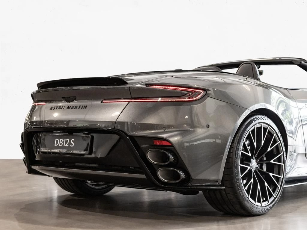 Aston Martin DB12 S Volante Aston Martin Hamburg