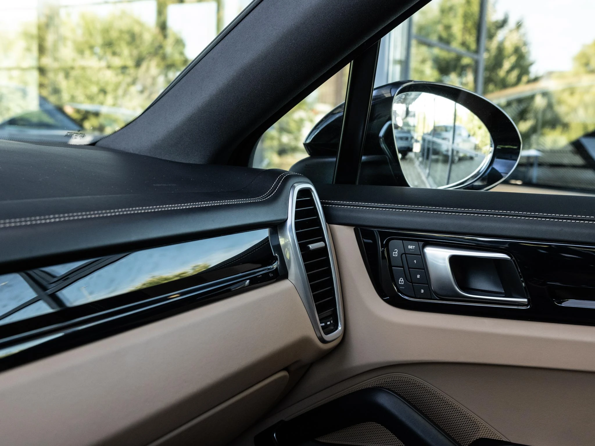 Porsche-Cayenne-image-37
