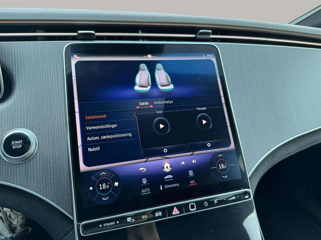 Mercedes-Benz-EQE-image-15