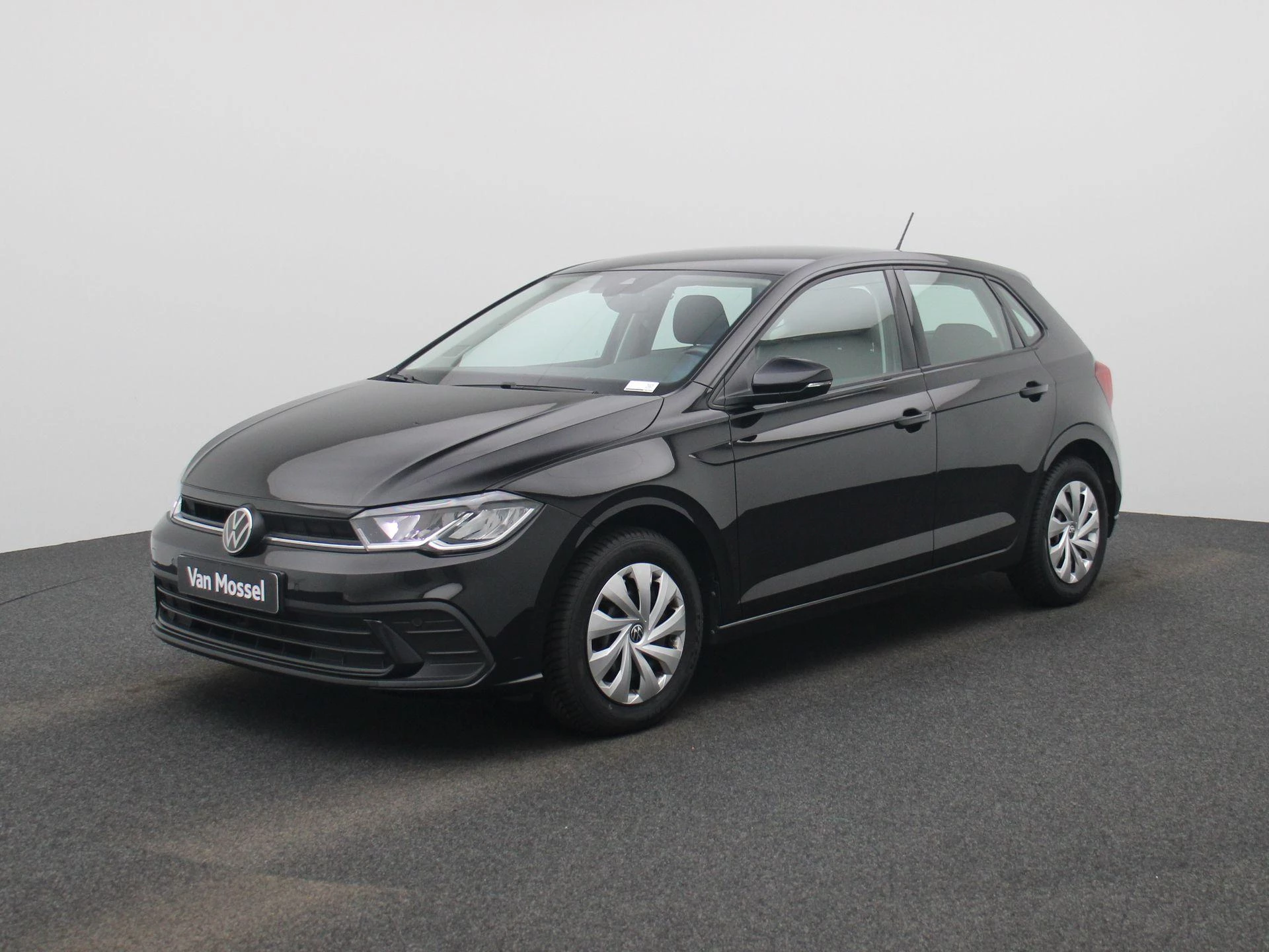 Volkswagen-Polo-image-0