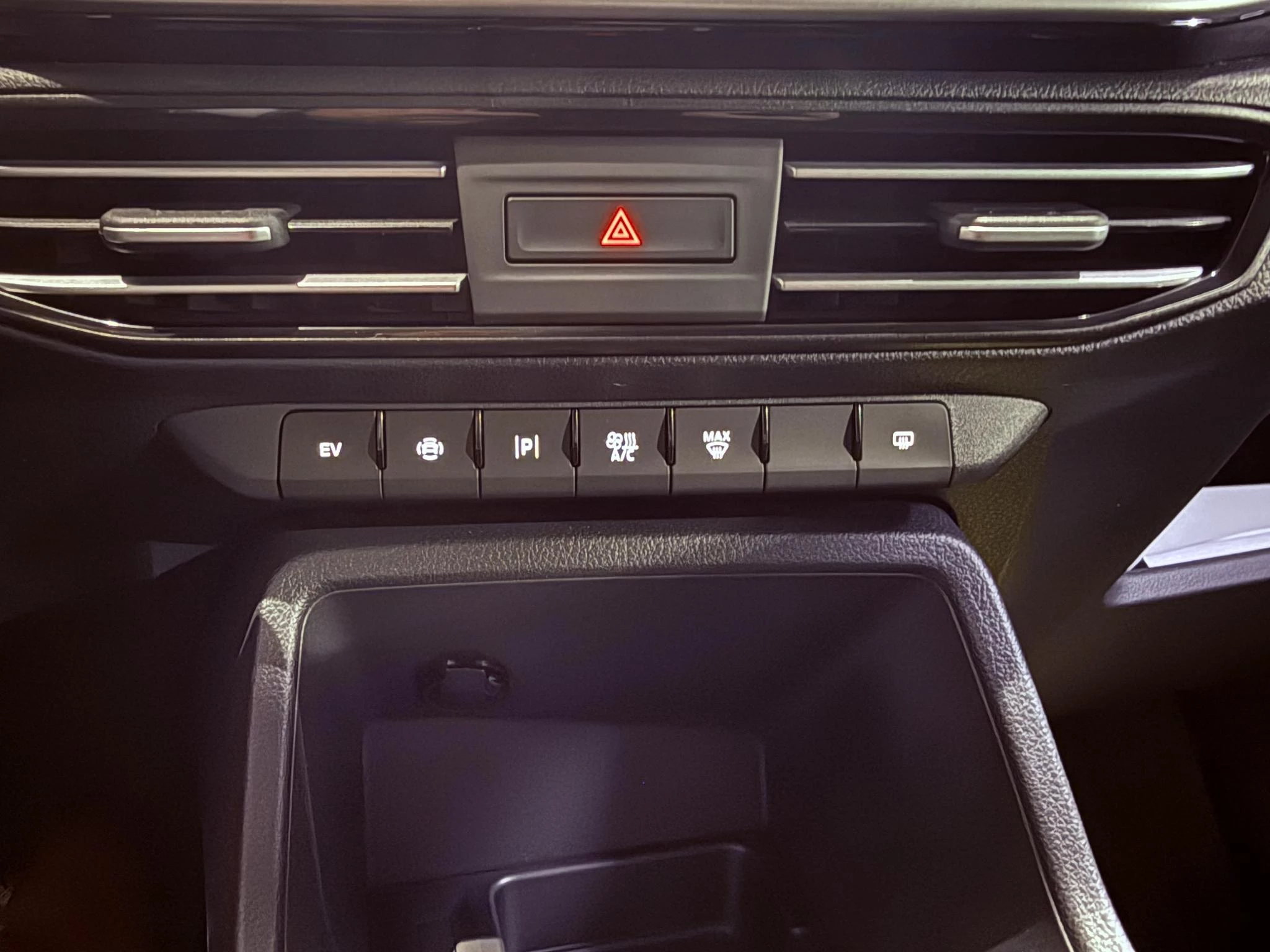 Ford-Transit Connect-image-12