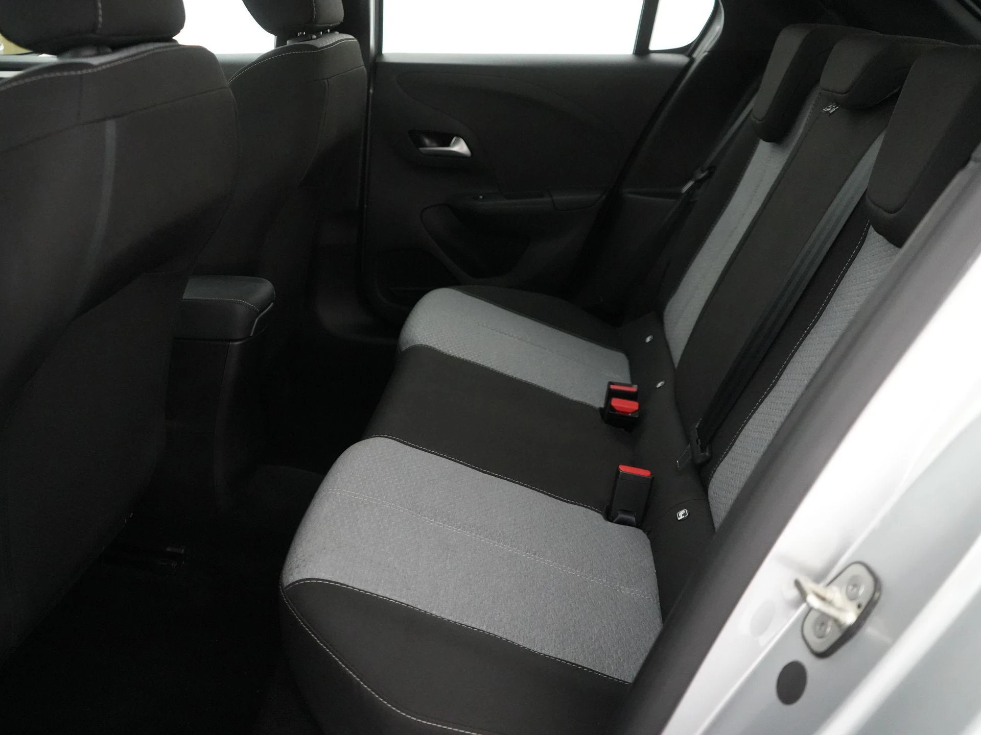 Opel-Corsa-image-14