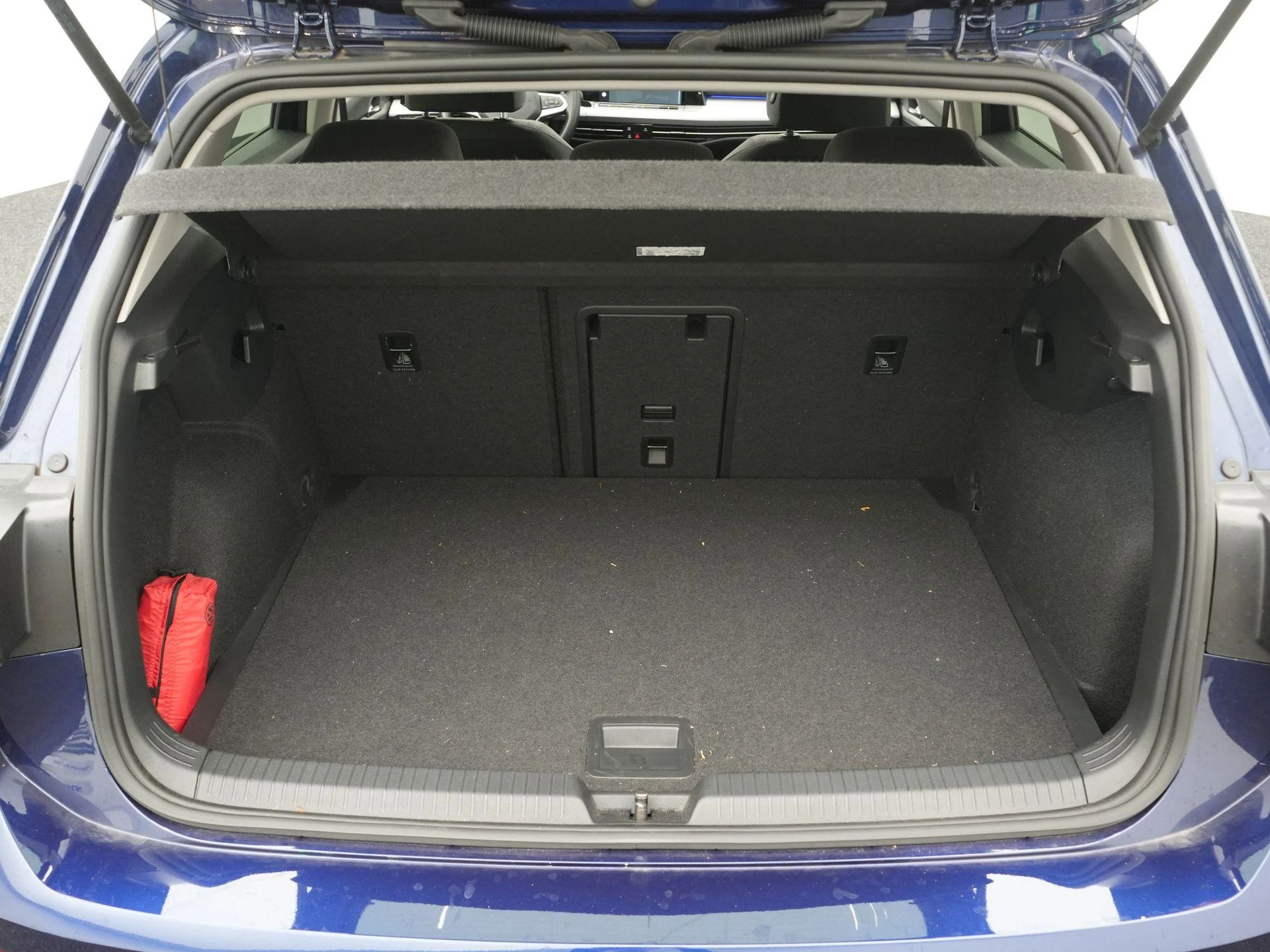 Volkswagen-Golf-image-34
