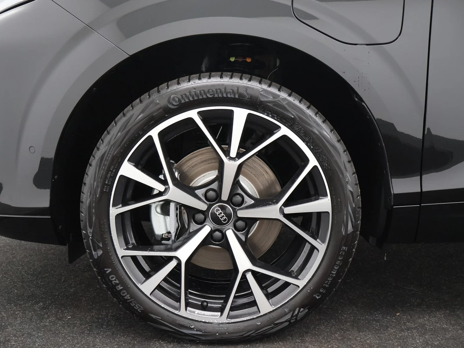 Audi-Q3-image-19