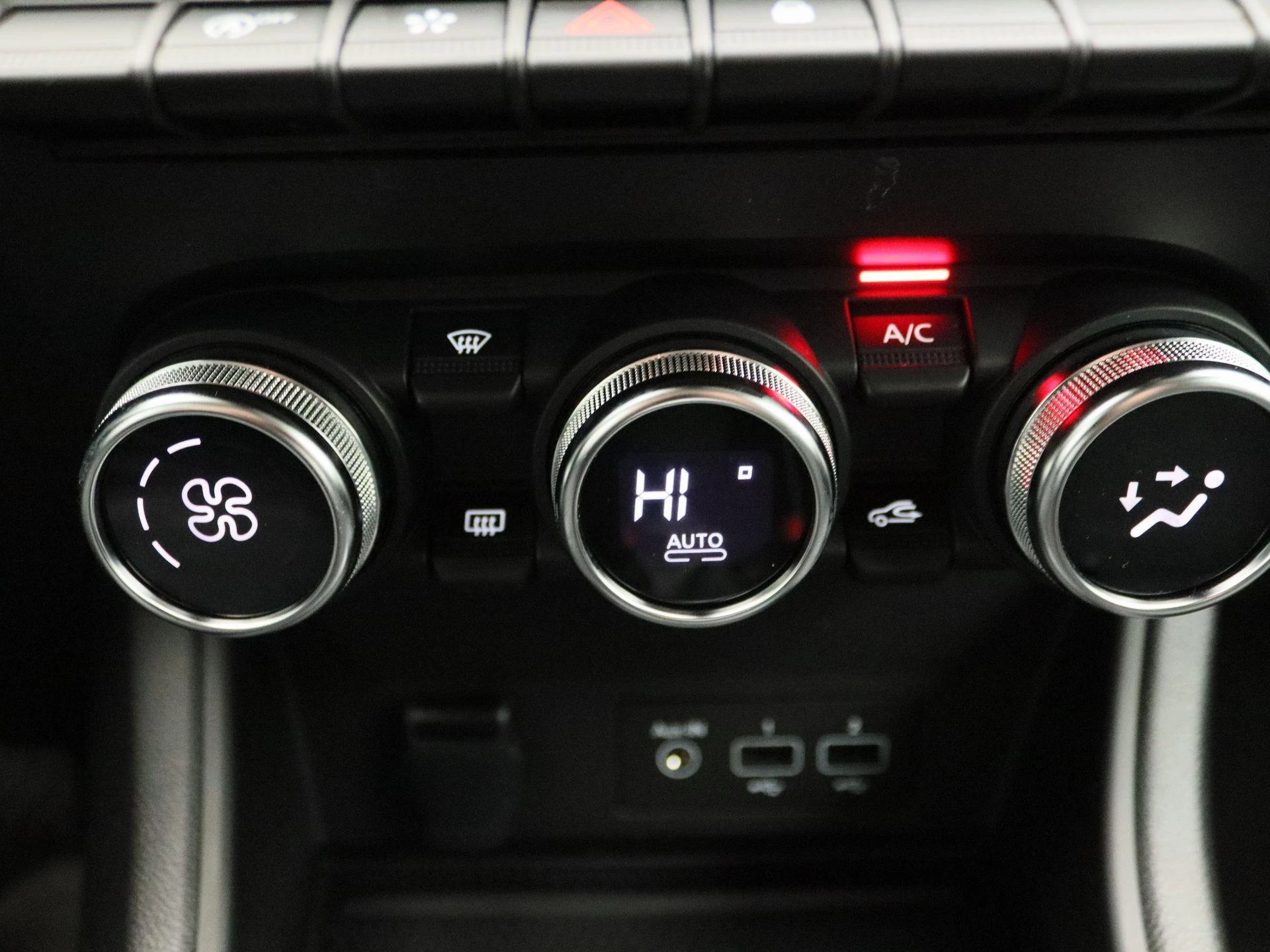 Renault-Captur-image-18
