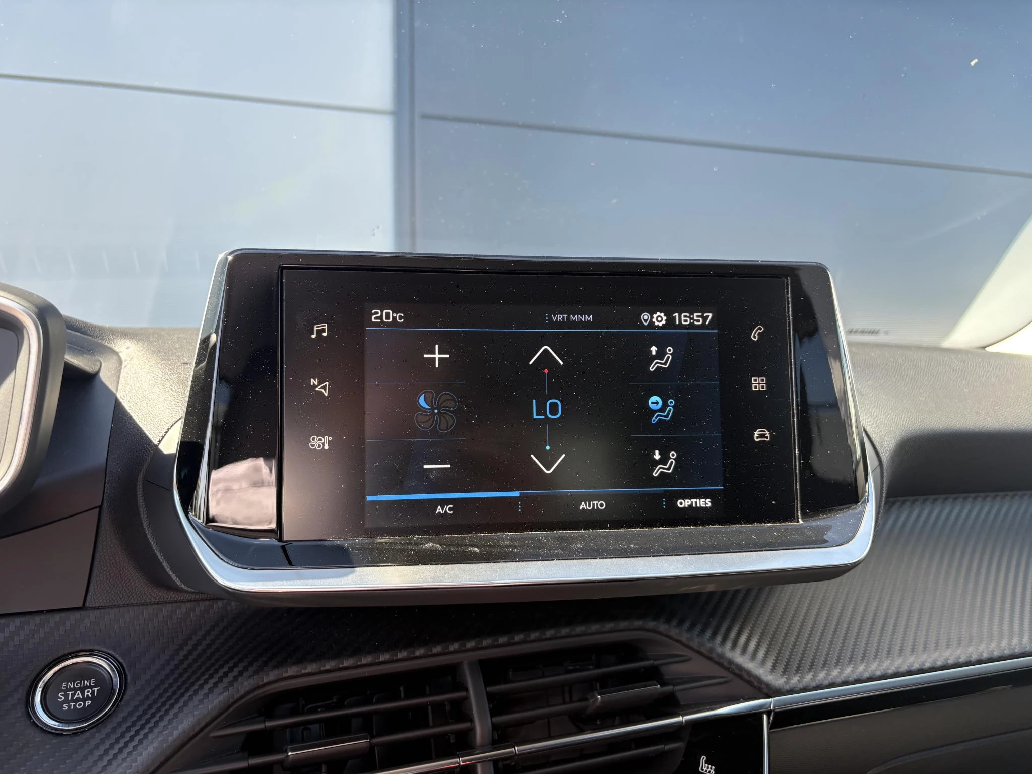Peugeot-2008-image-13