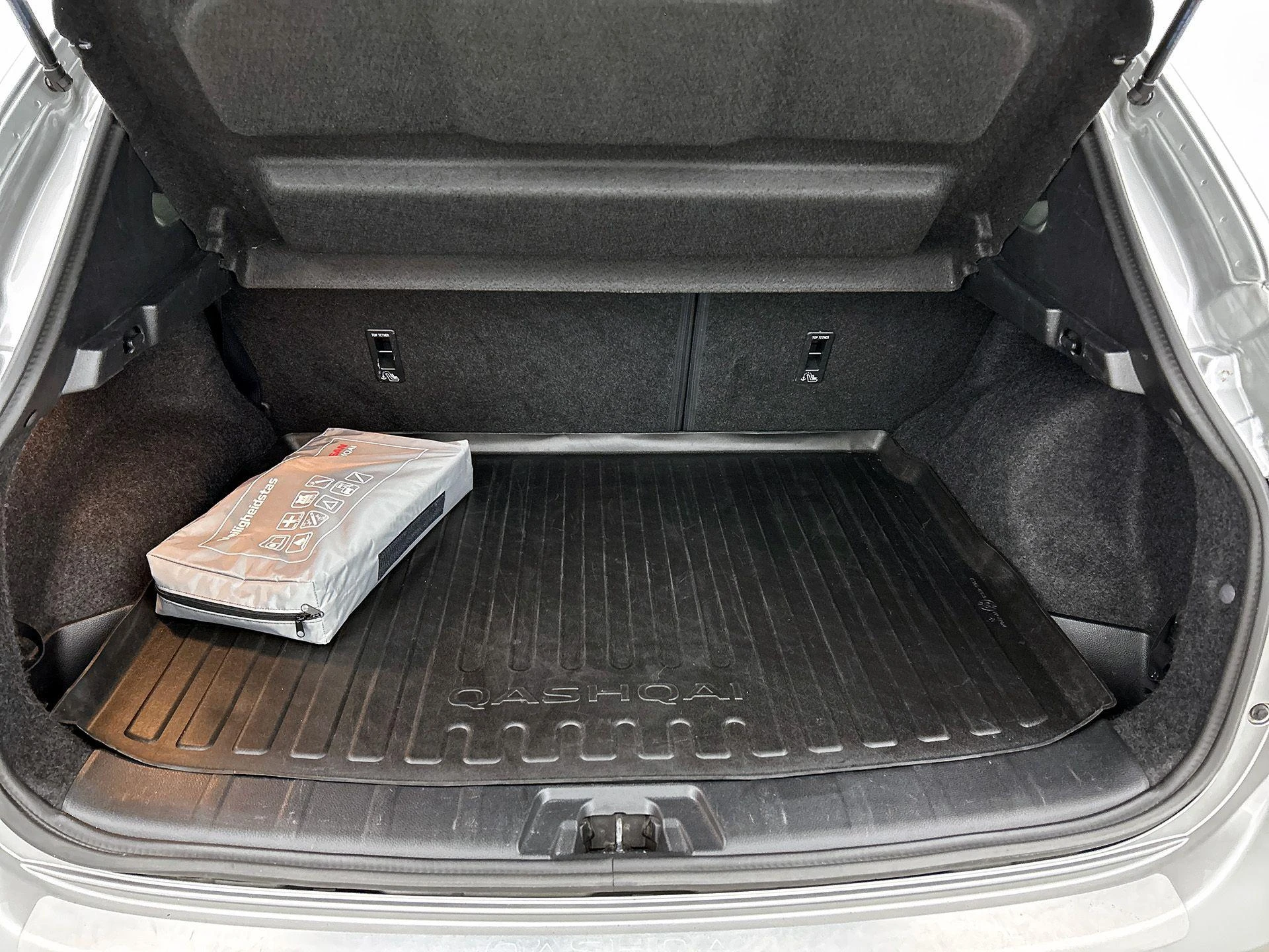 Nissan-QASHQAI-image-25