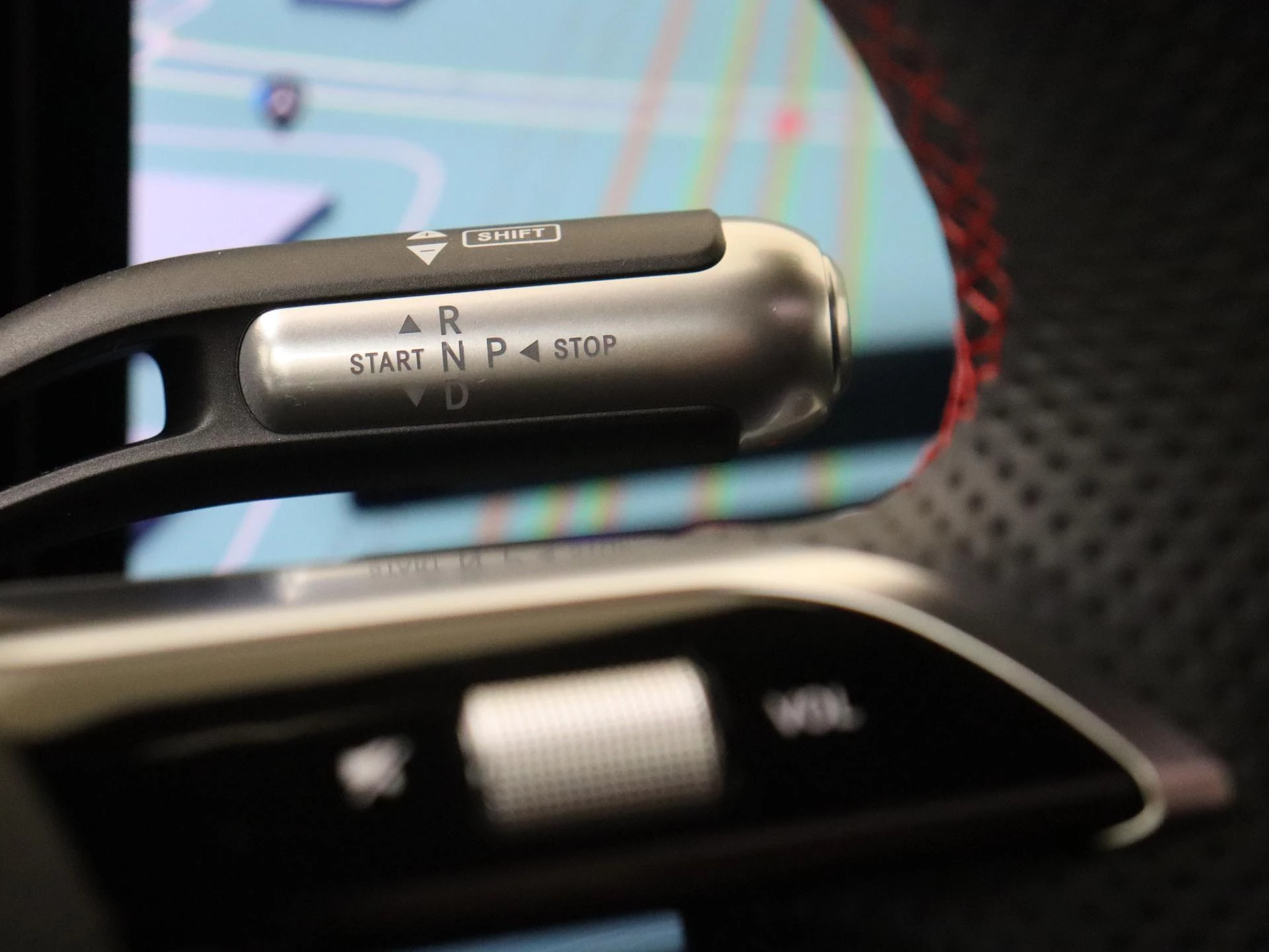 Mercedes-Benz-CLA-image-14