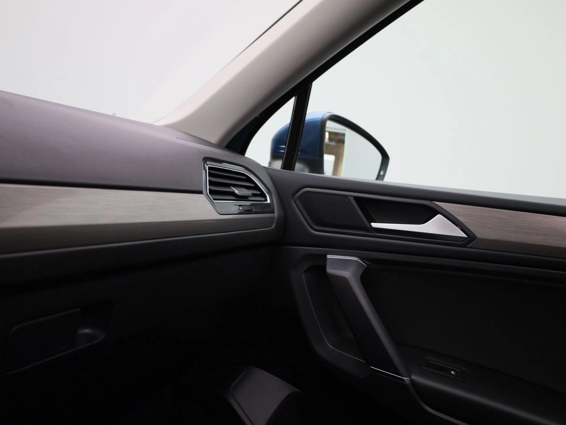 Volkswagen-Tiguan Allspace-image-26