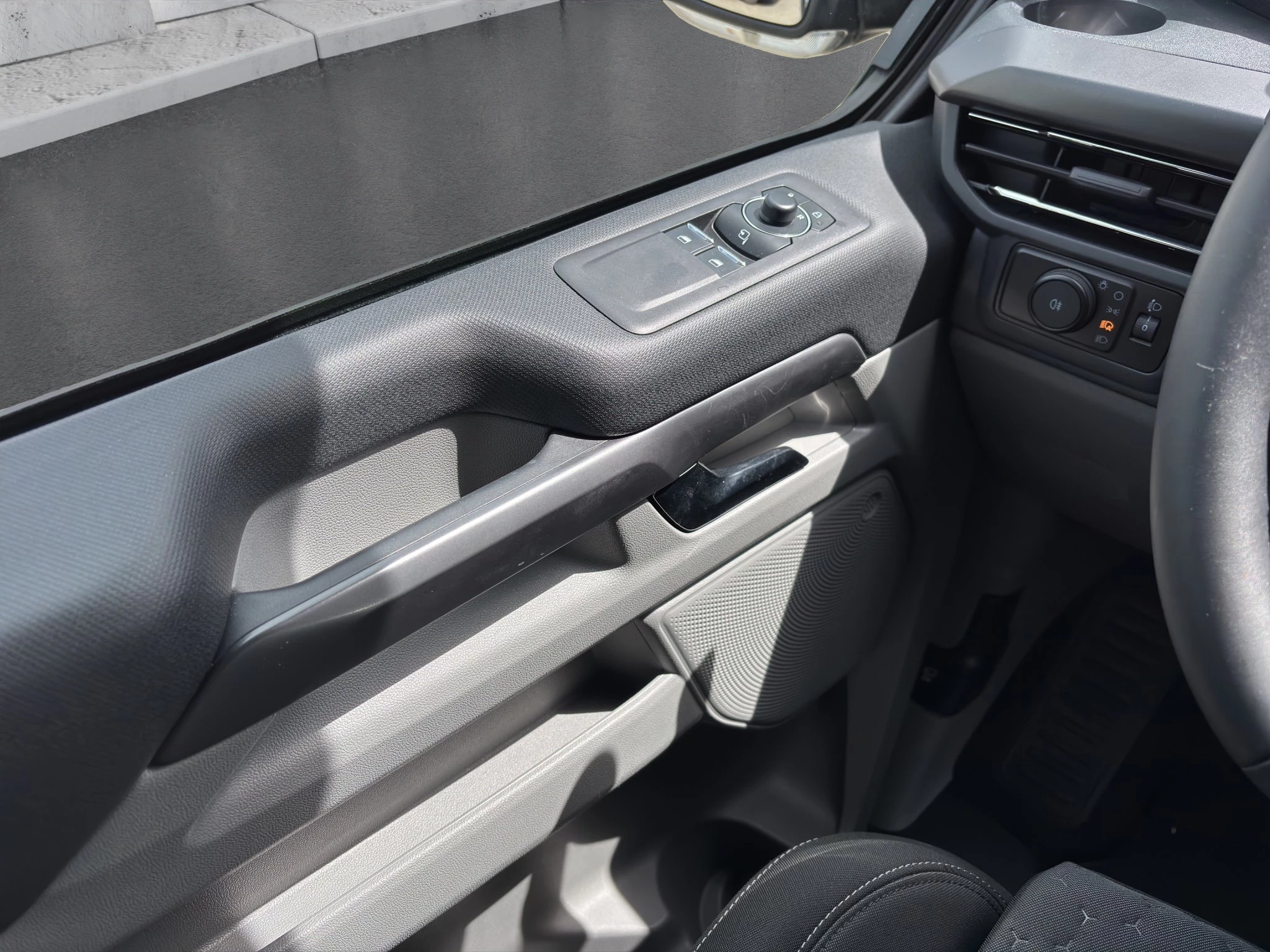Ford Tourneo Custom Titanium 2.0 EB 320 L1 Aut. *Tourneo 0% Aktion bis zum 31.03.2026 EZ*