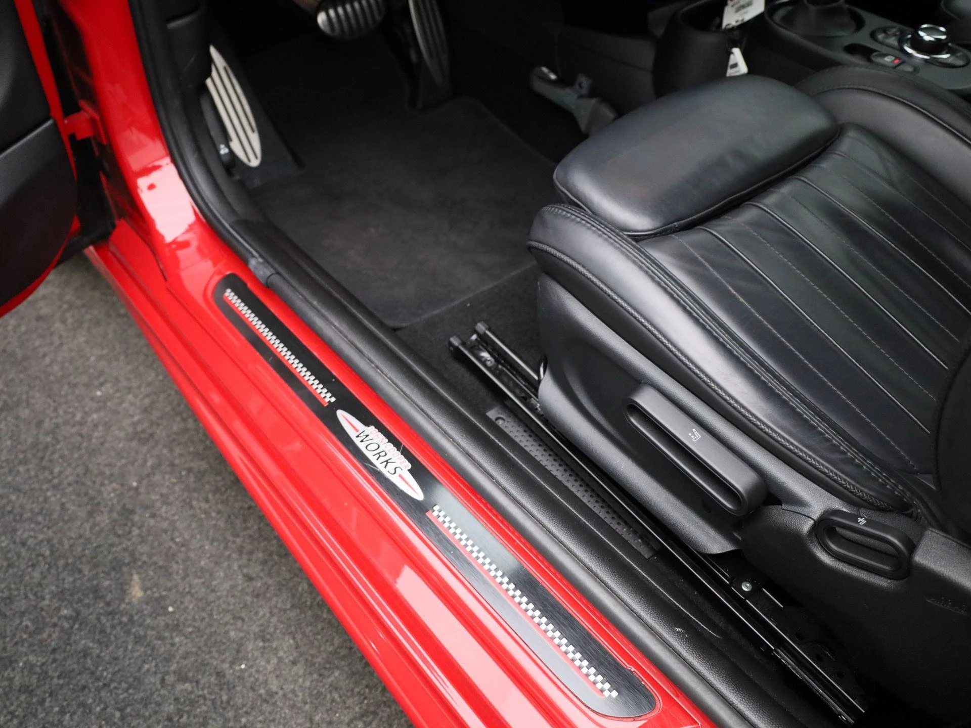MINI-Cooper S Cabrio-image-31