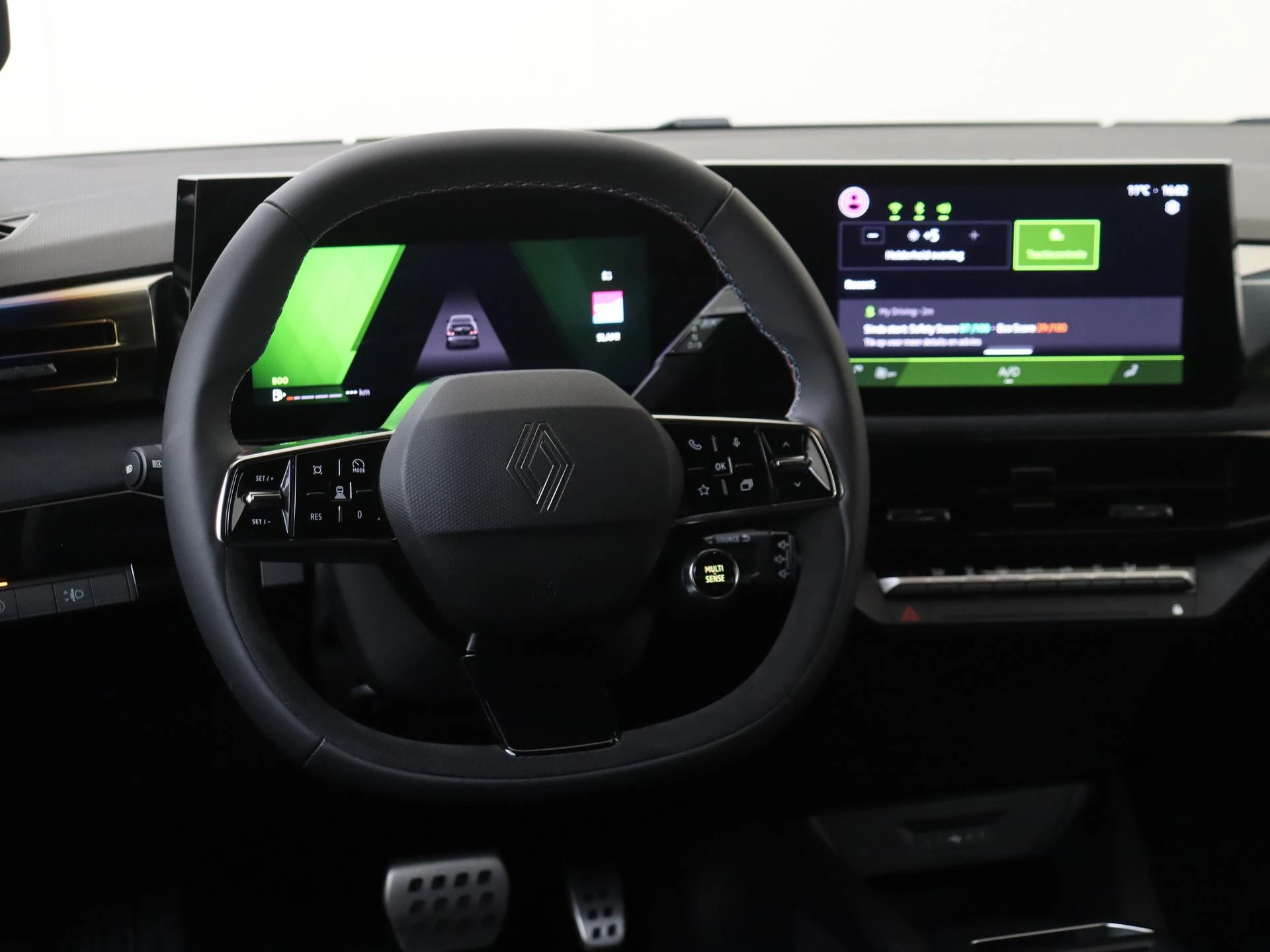 Renault-Clio-image-13