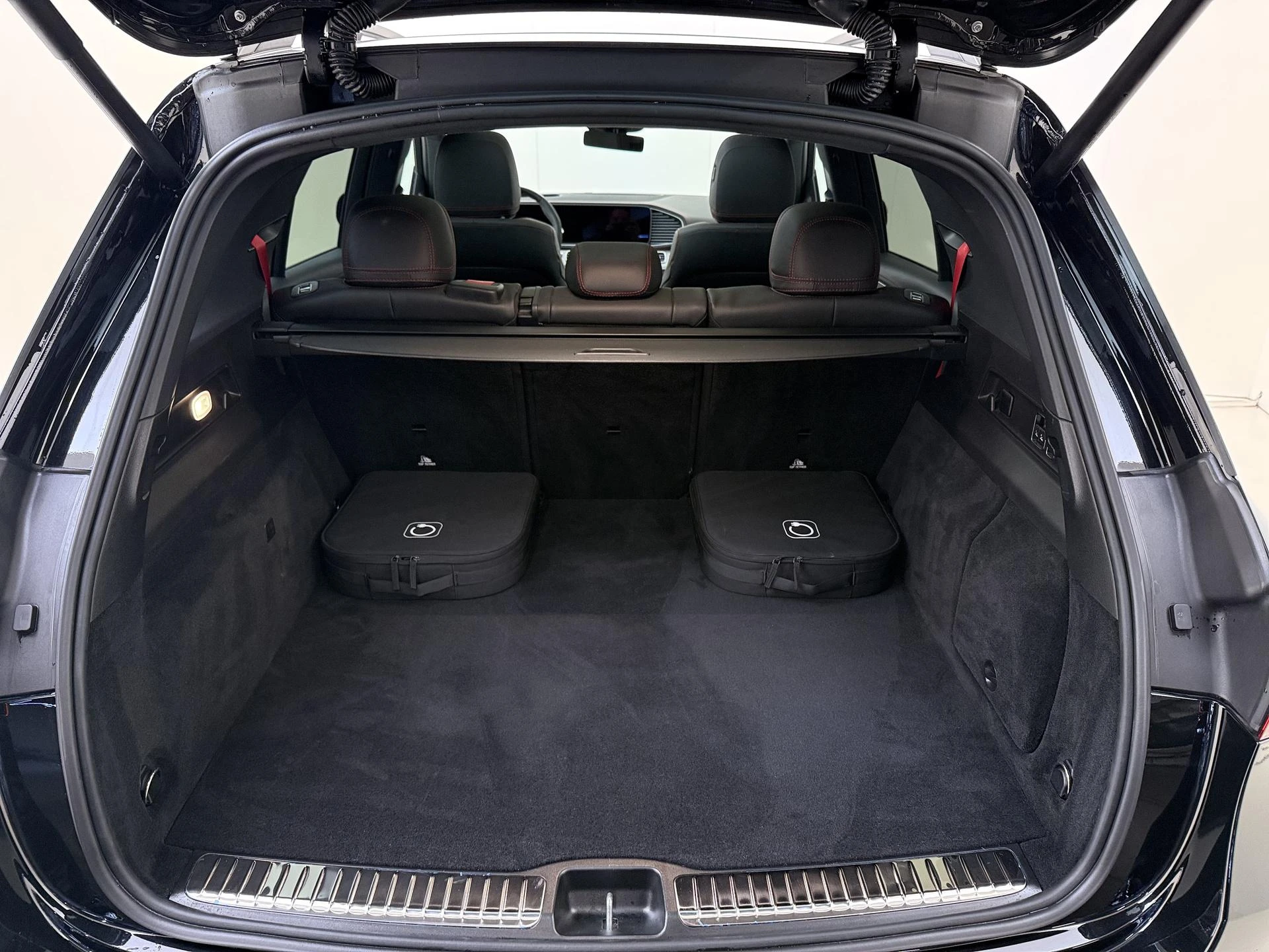 Mercedes-Benz-GLE-image-31
